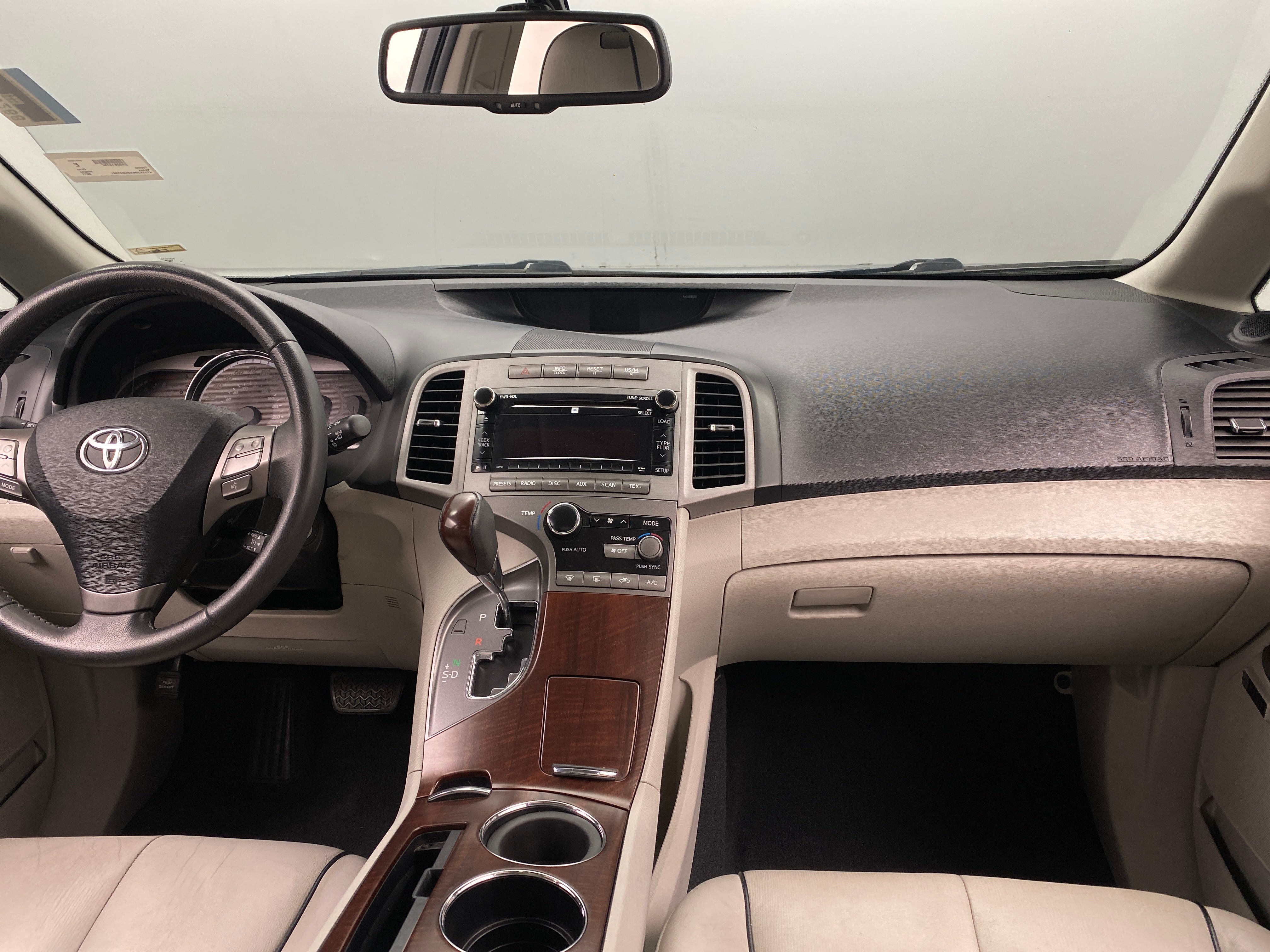 2011 Toyota Venza Base 2
