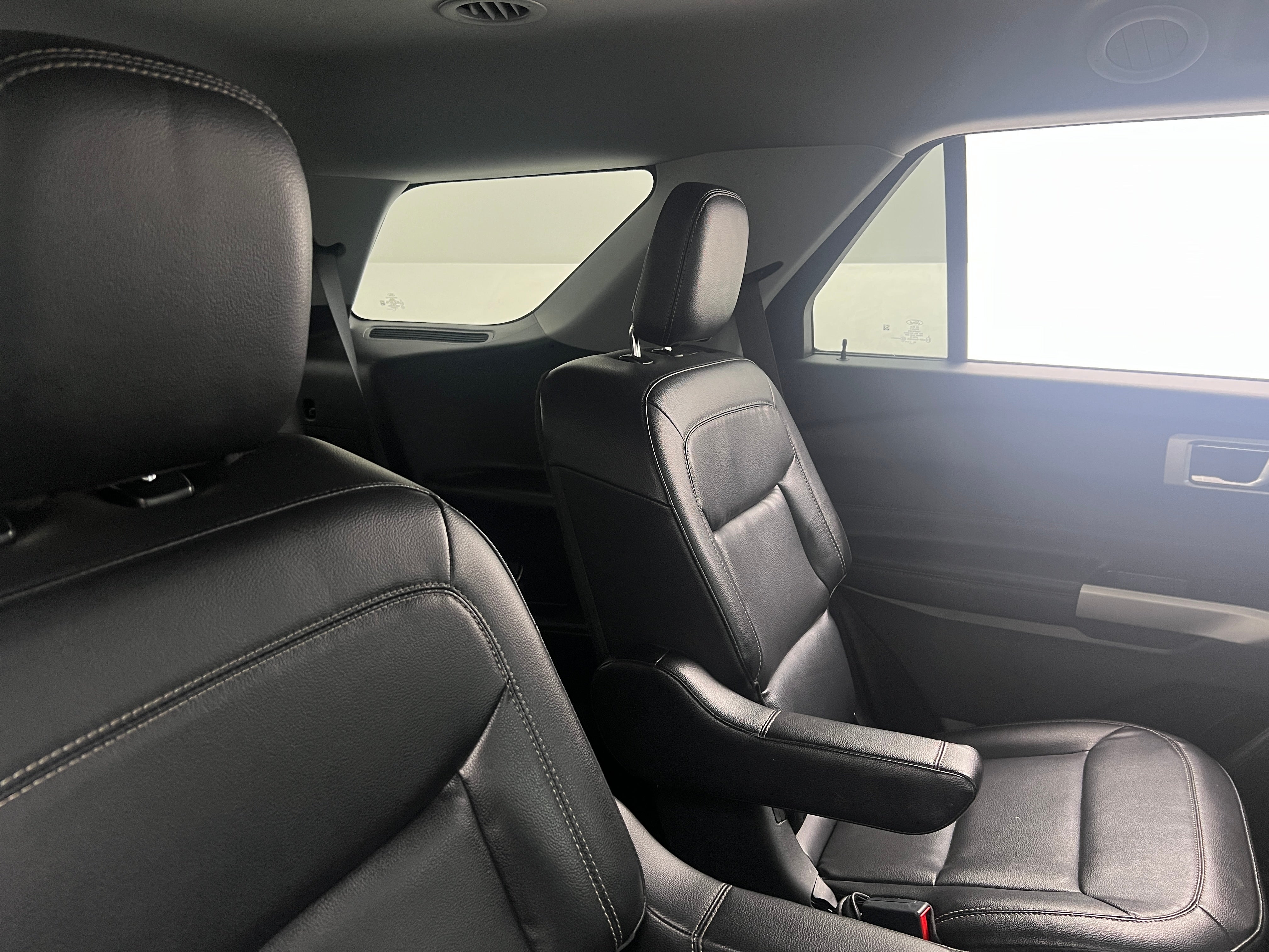 2020 Ford Explorer XLT 5