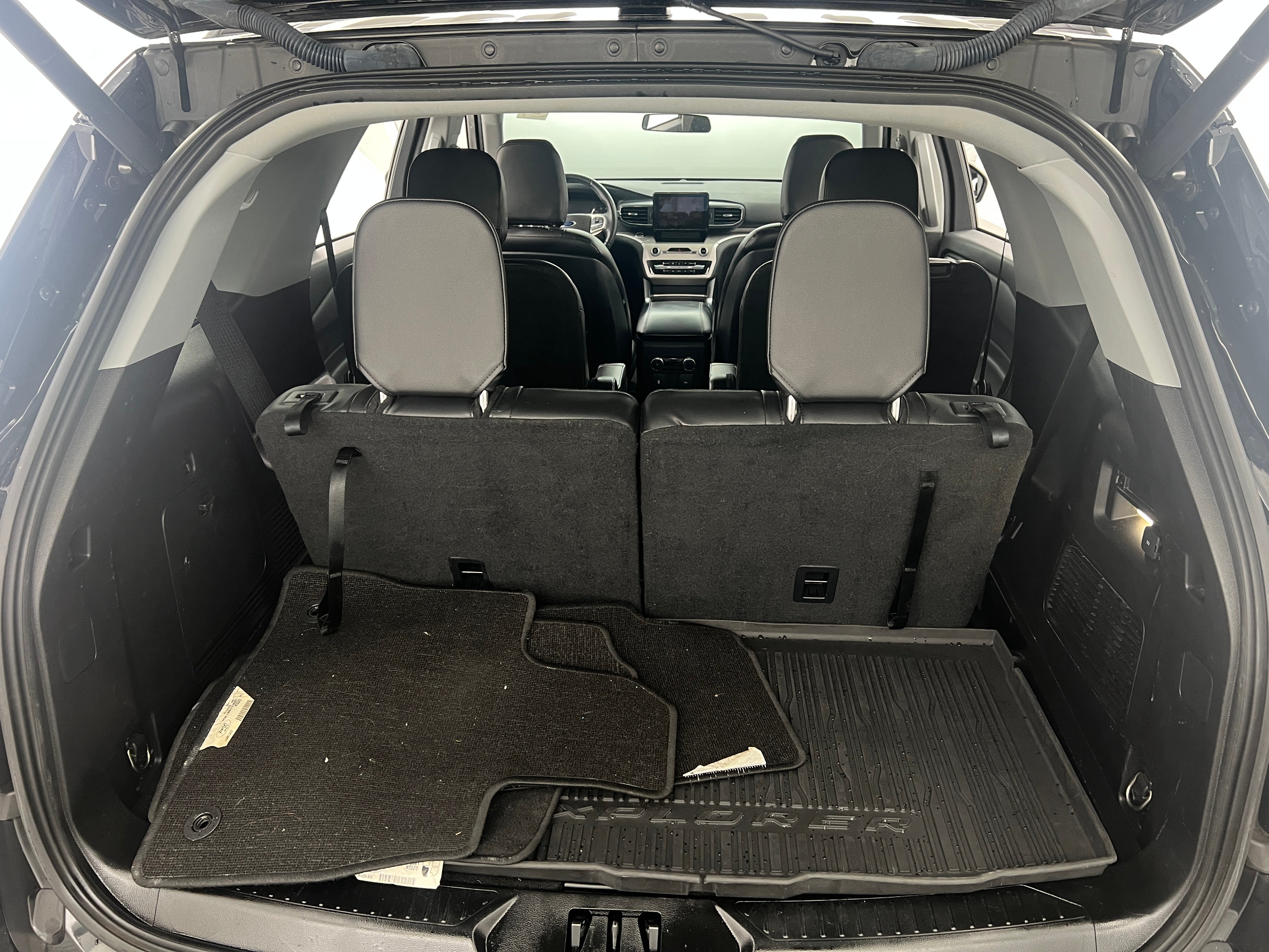 2020 Ford Explorer XLT 6
