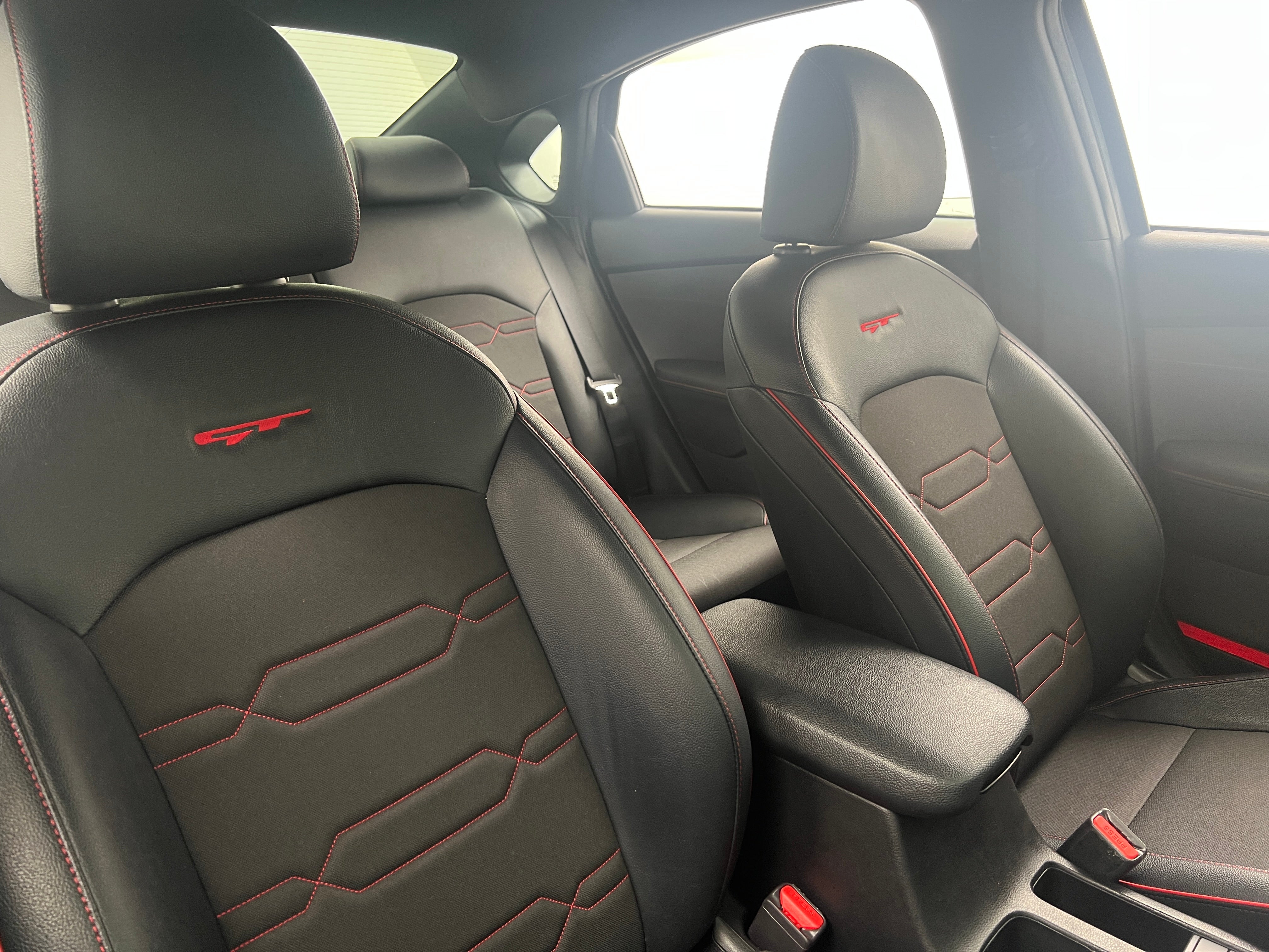 2023 Kia Forte GT 2