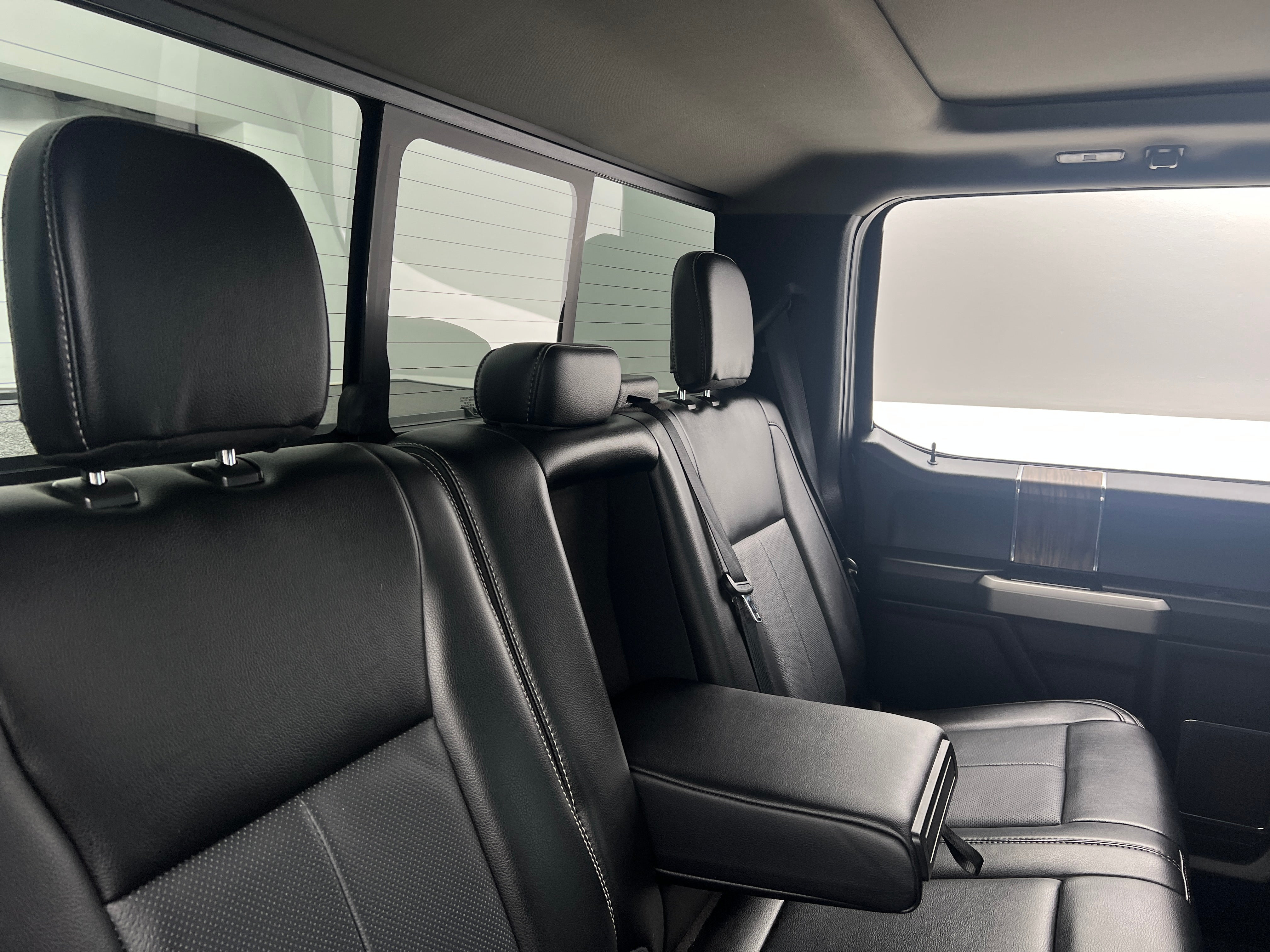 2020 Ford Econoline E-150 5