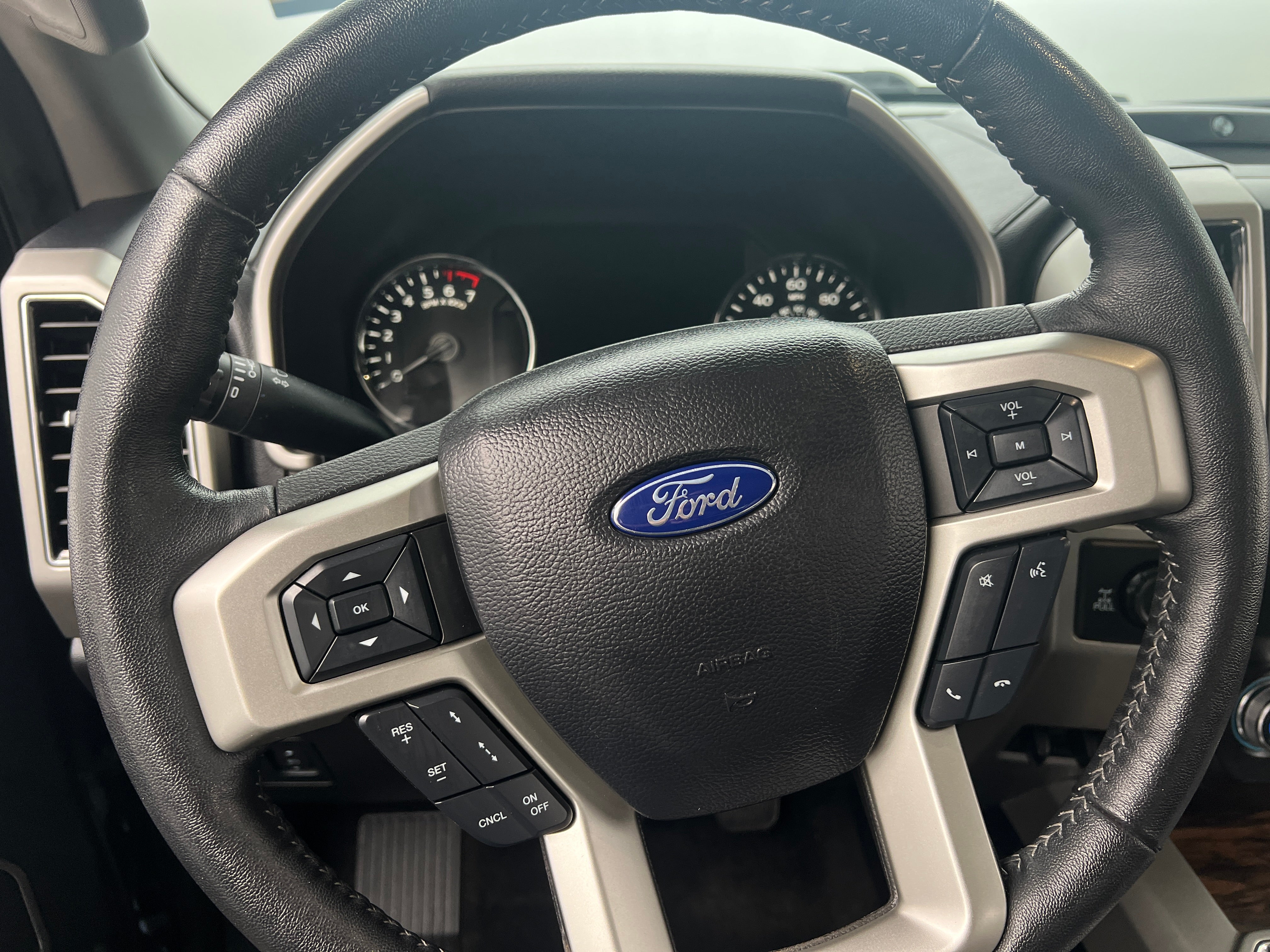 2020 Ford Econoline E-150 4