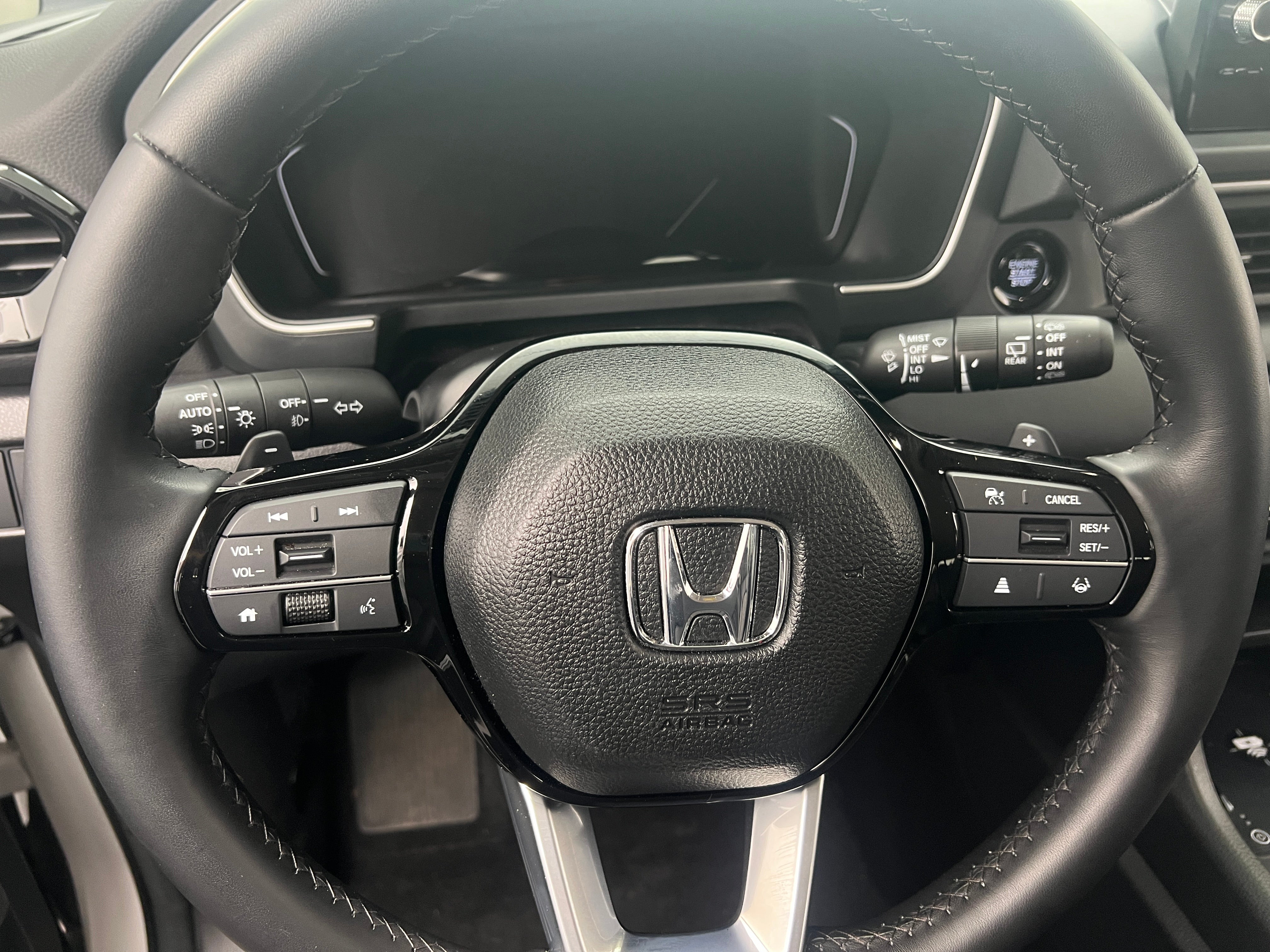 2023 Honda Pilot EX-L 4