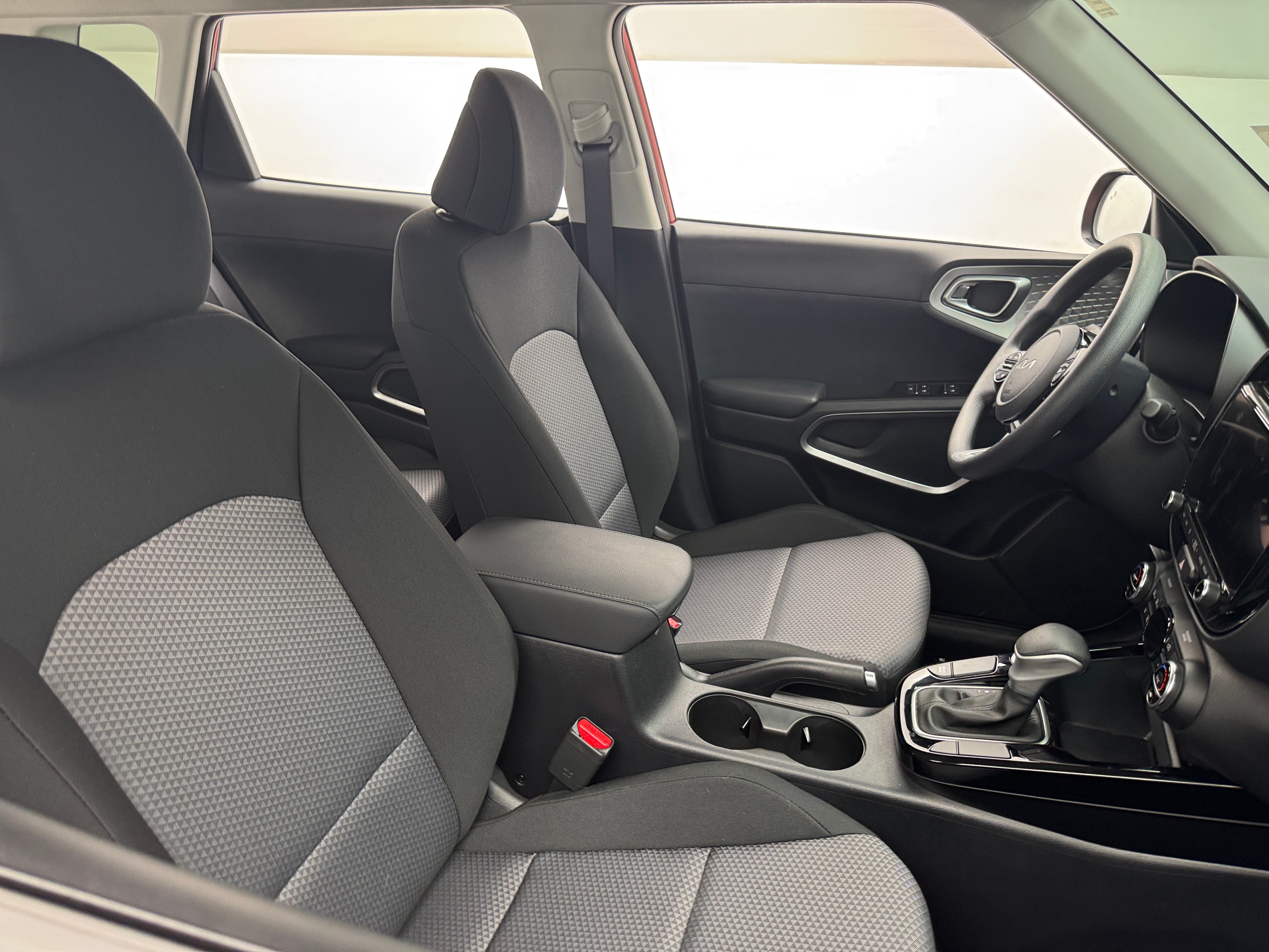 2023 Kia Soul S 2