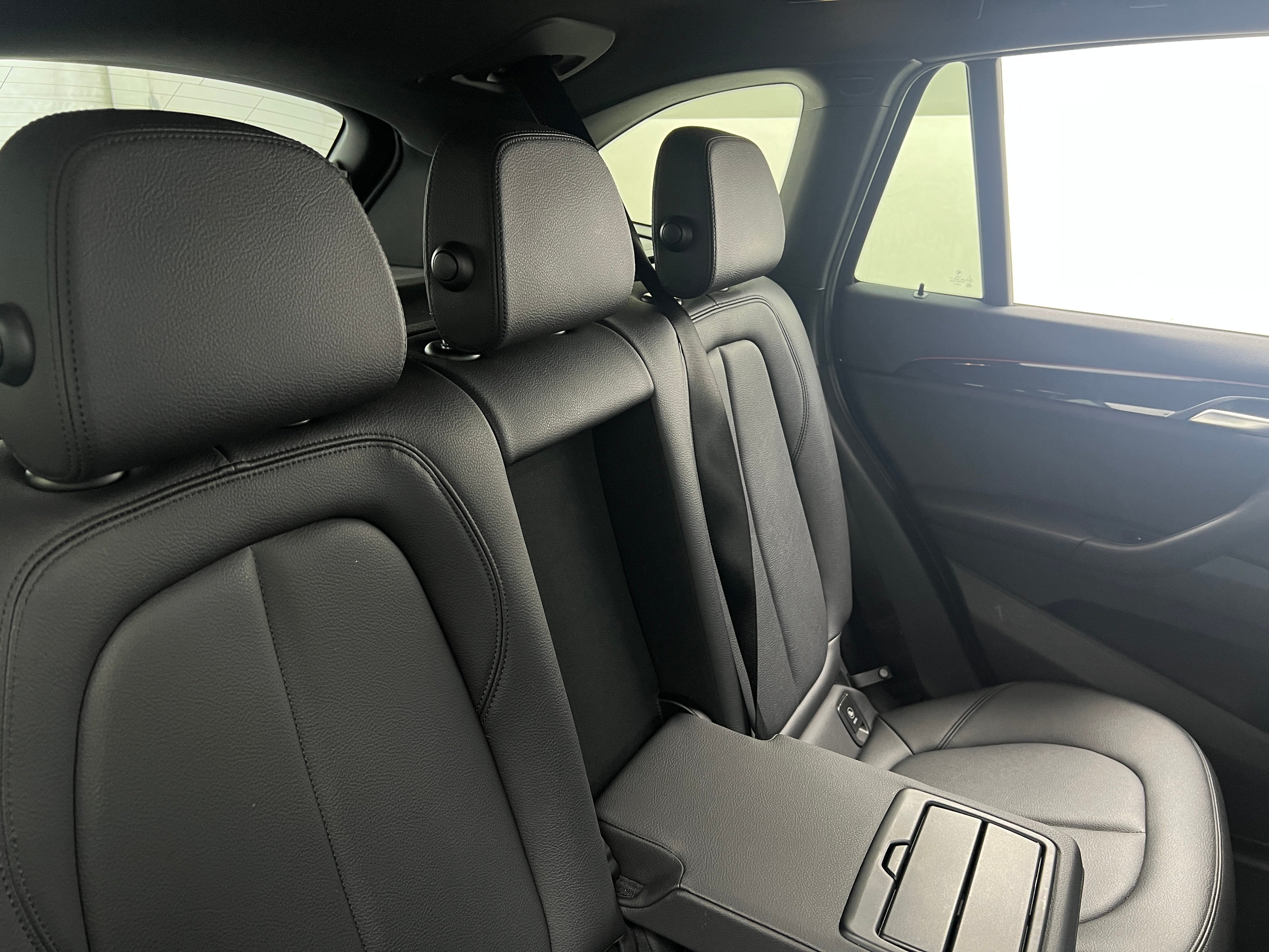 2018 BMW X1 xDrive28i 5