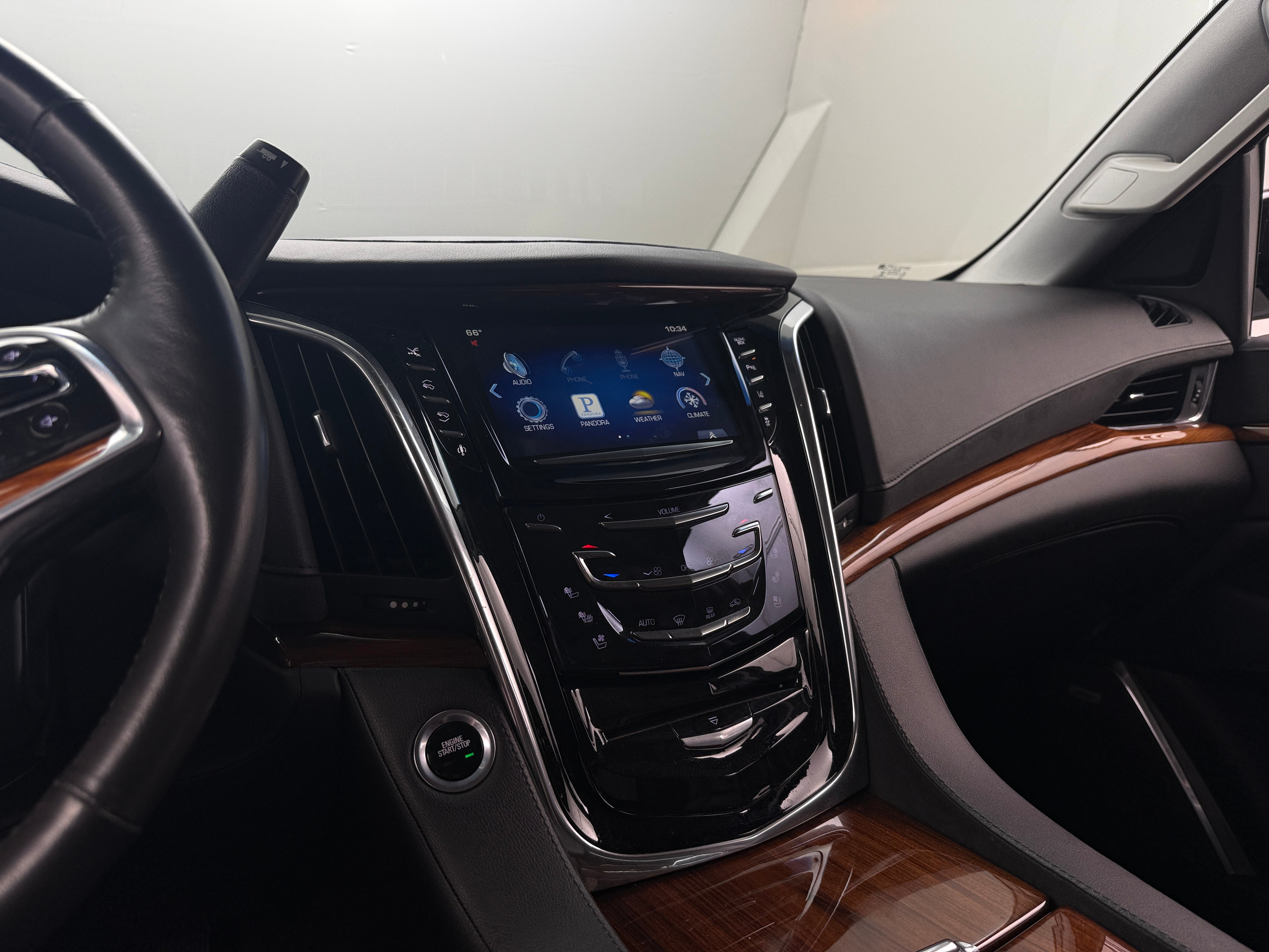 2015 Cadillac Escalade Premium 3