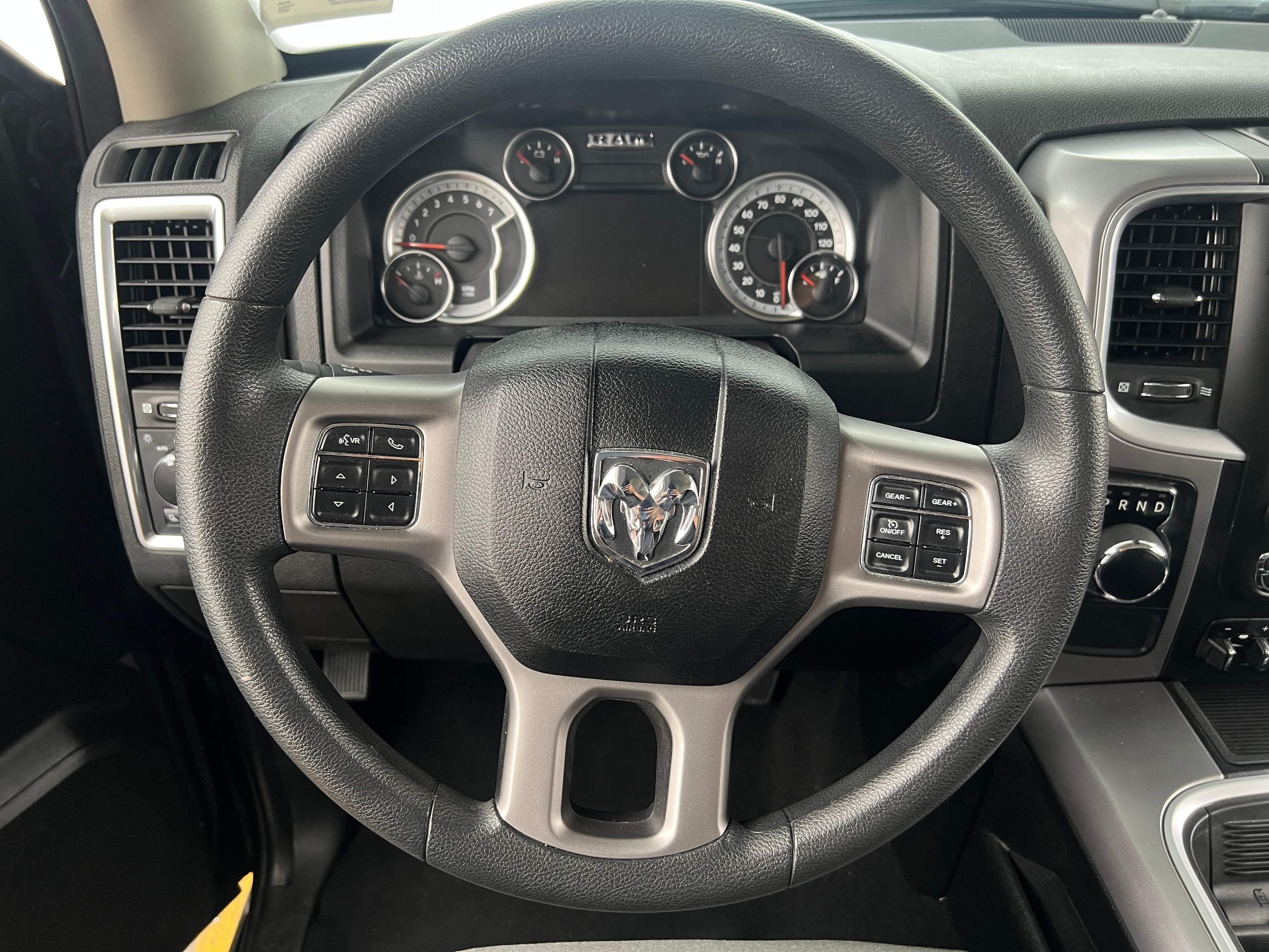 2023 RAM 1500 Classic SLT 5