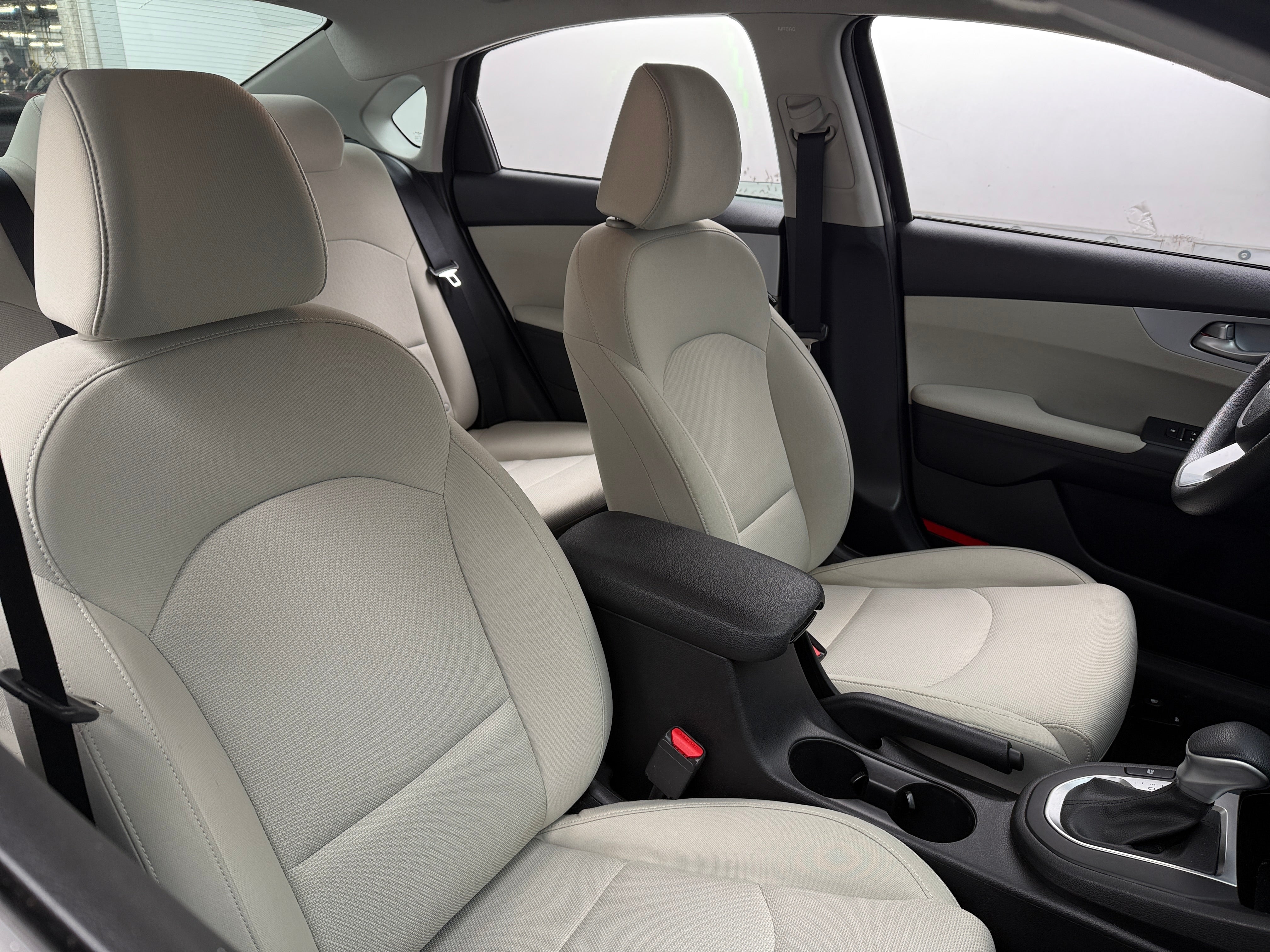 2023 Kia Forte LXS 2