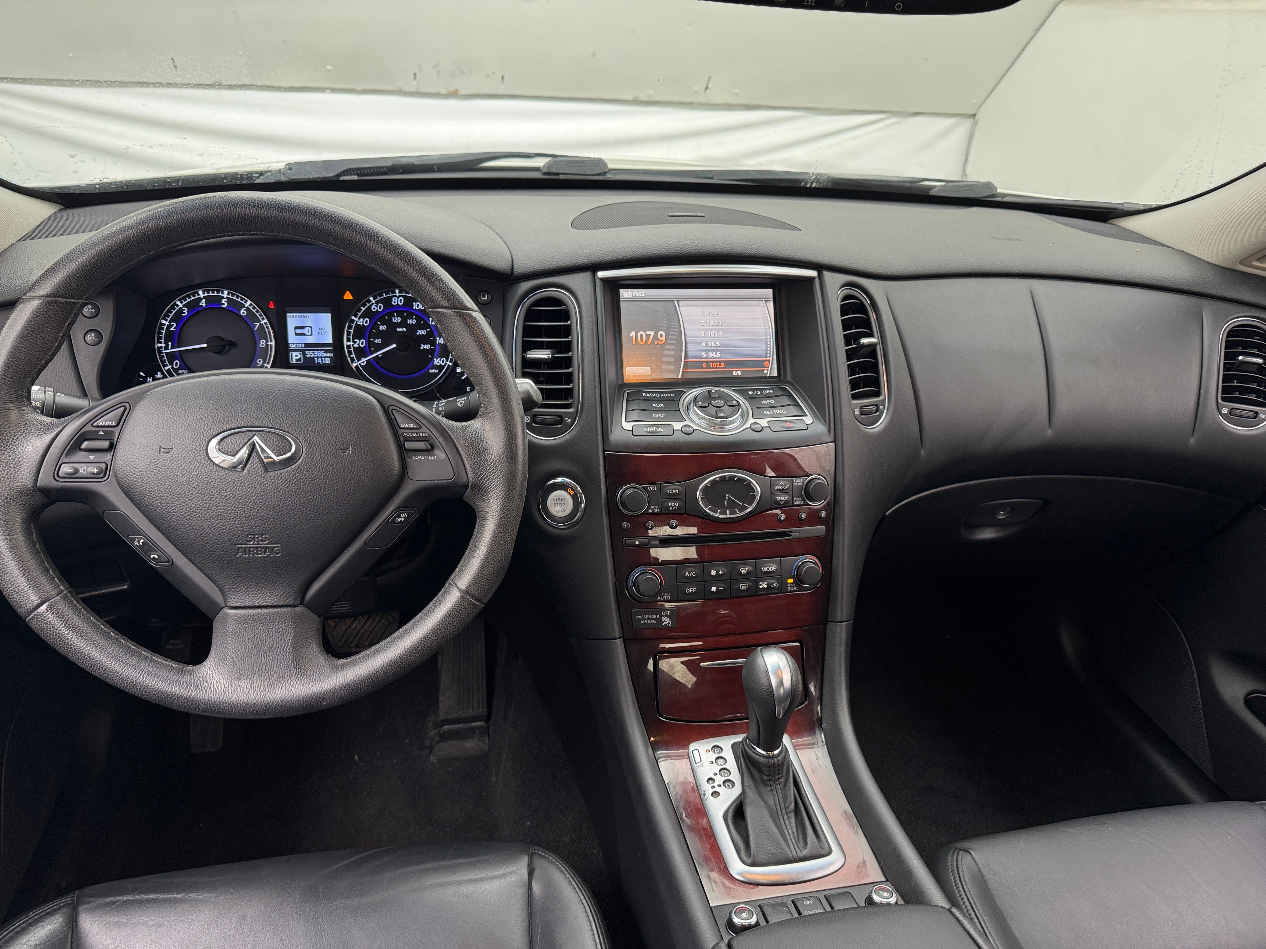 2017 INFINITI QX50 Base 2