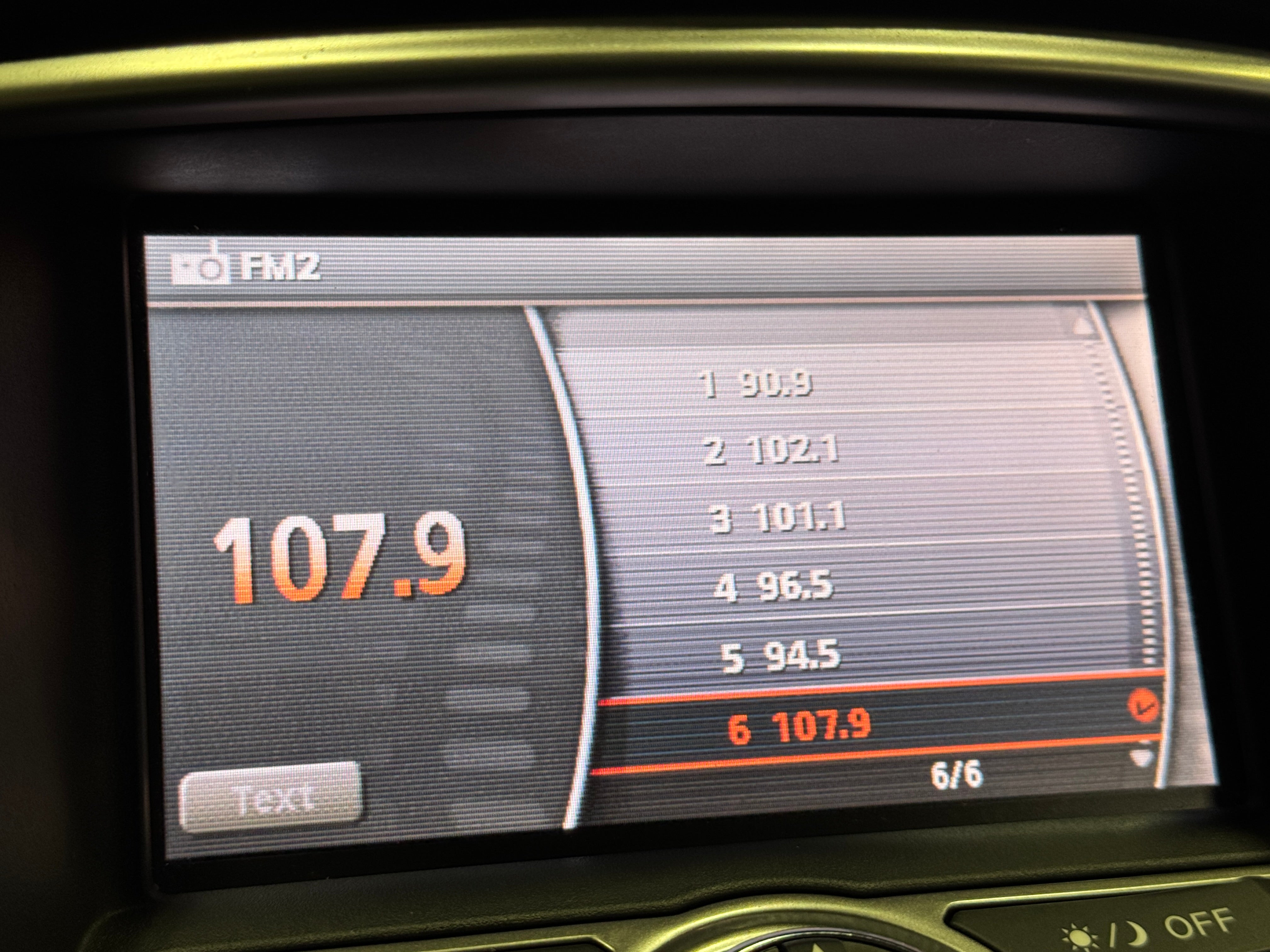 2017 INFINITI QX50 Base 3