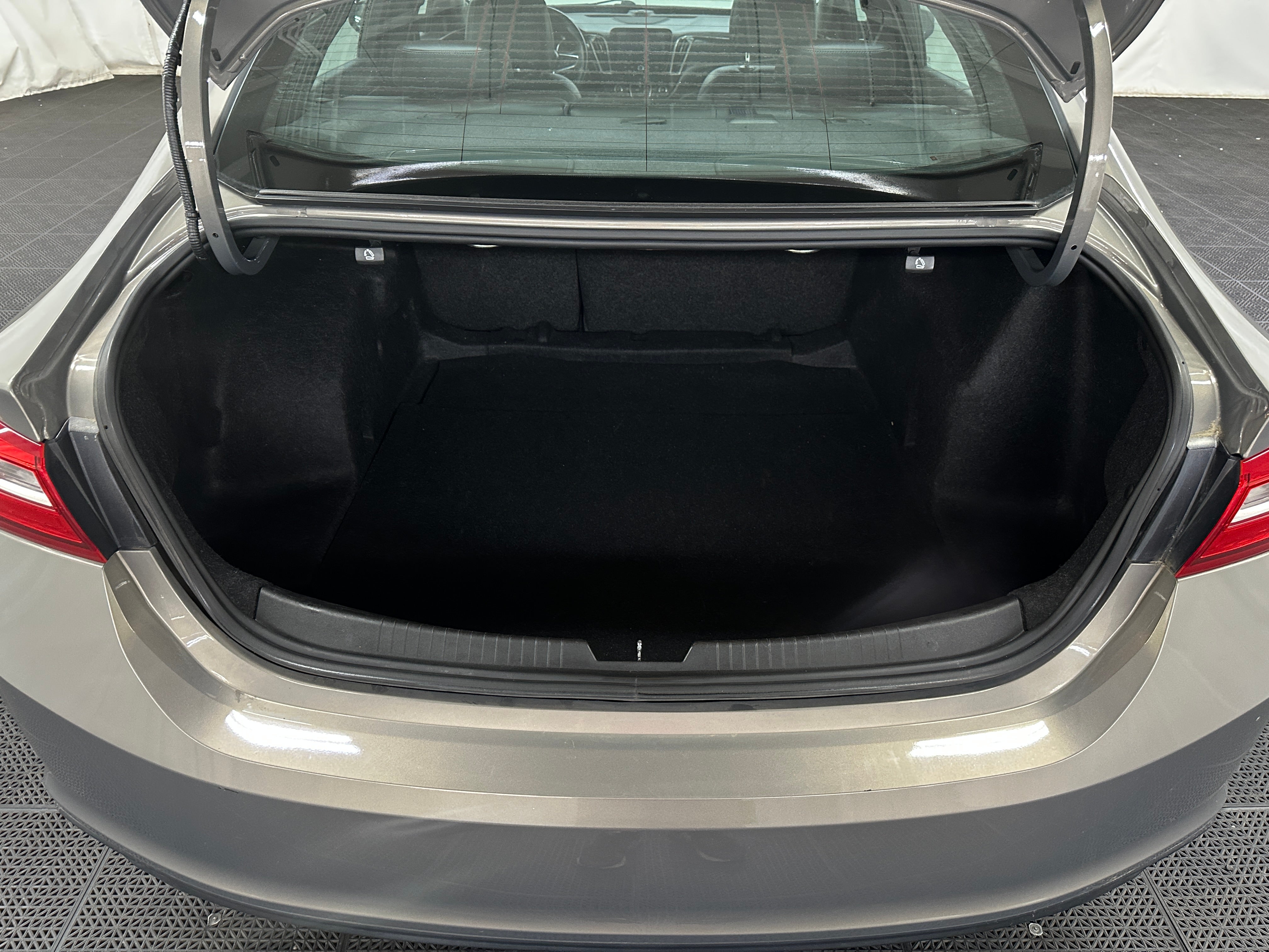 2017 Chevrolet Malibu LT 7