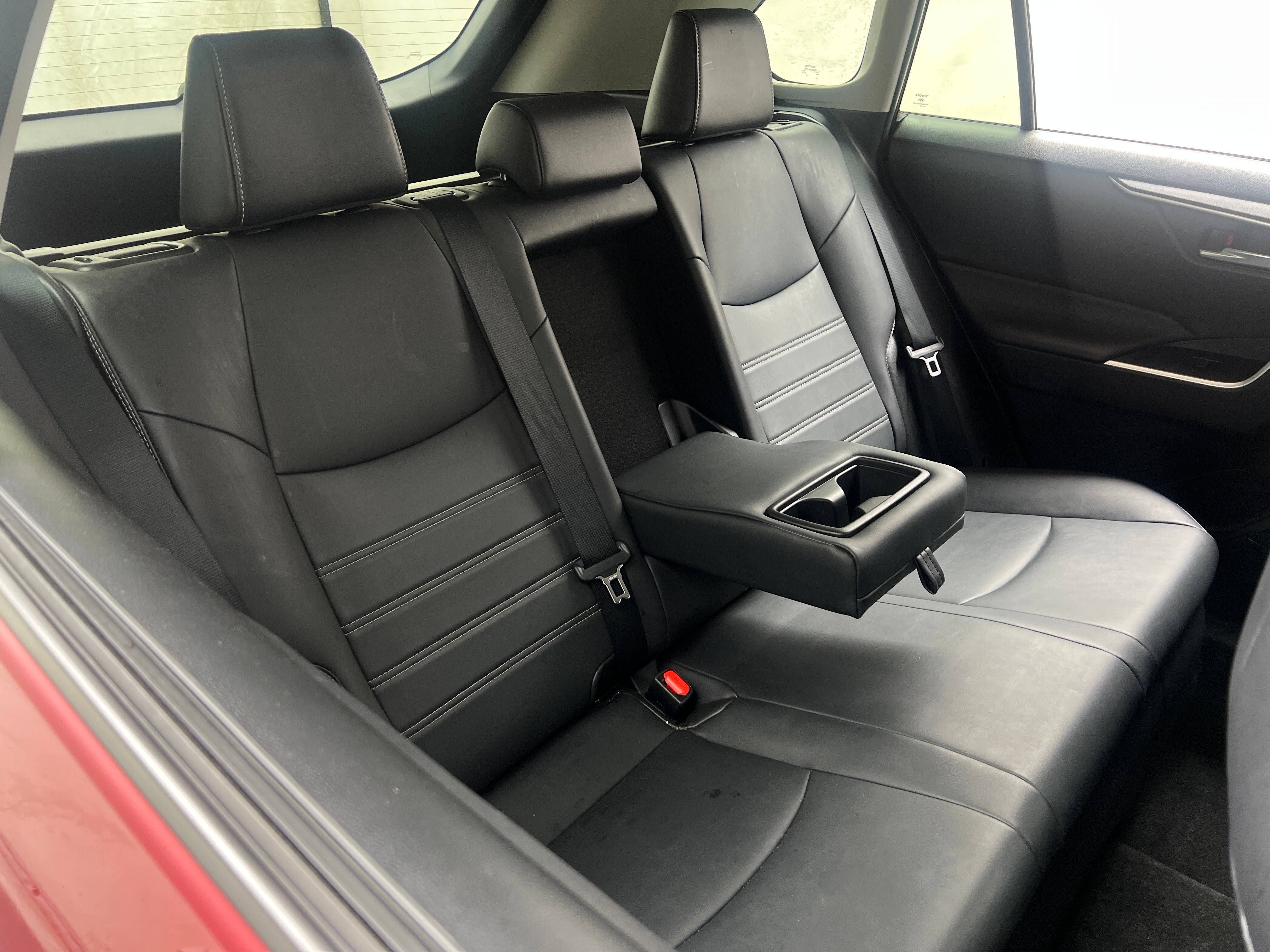 2021 Toyota RAV4 XLE Premium 5