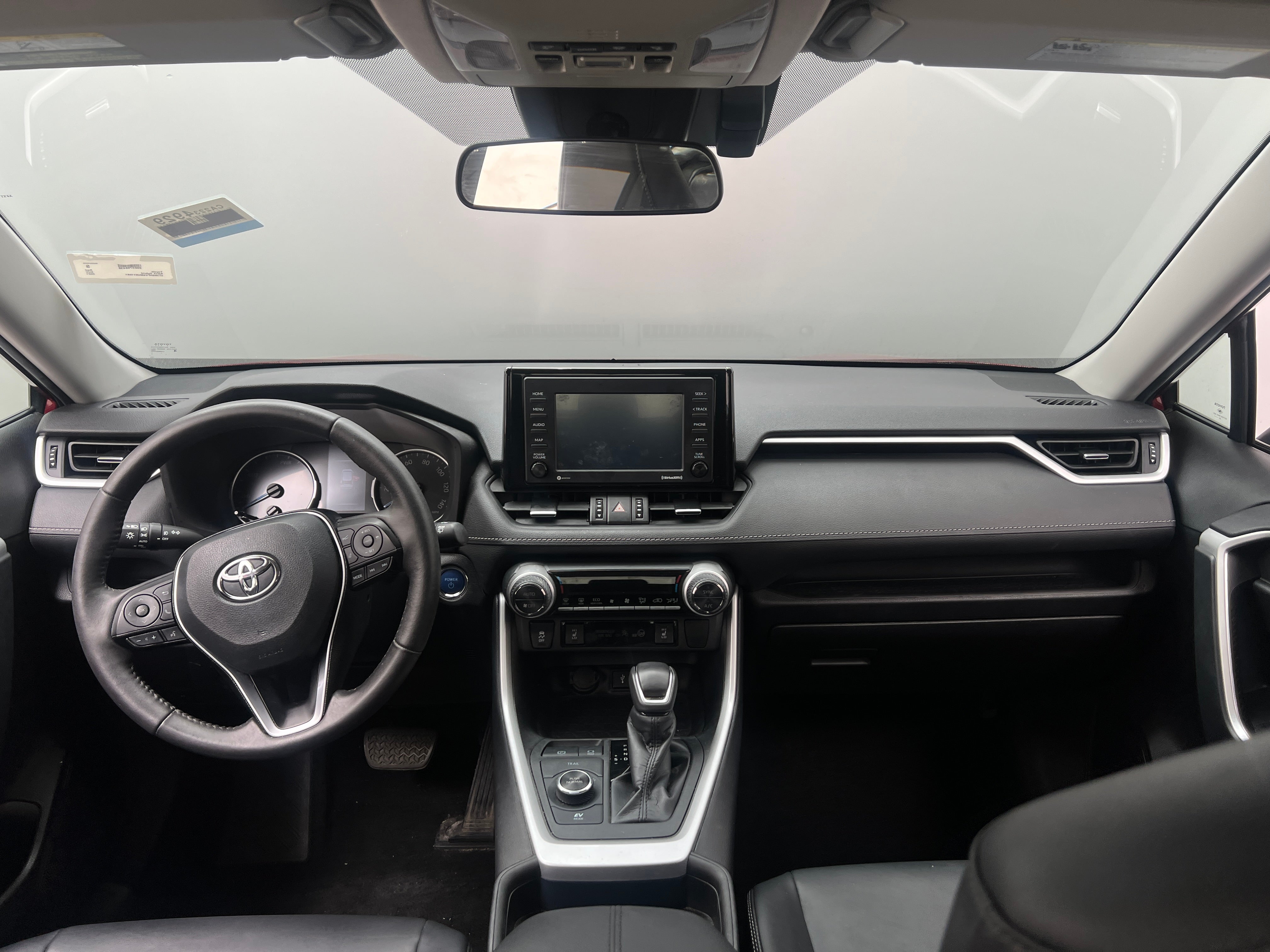 2021 Toyota RAV4 XLE Premium 2