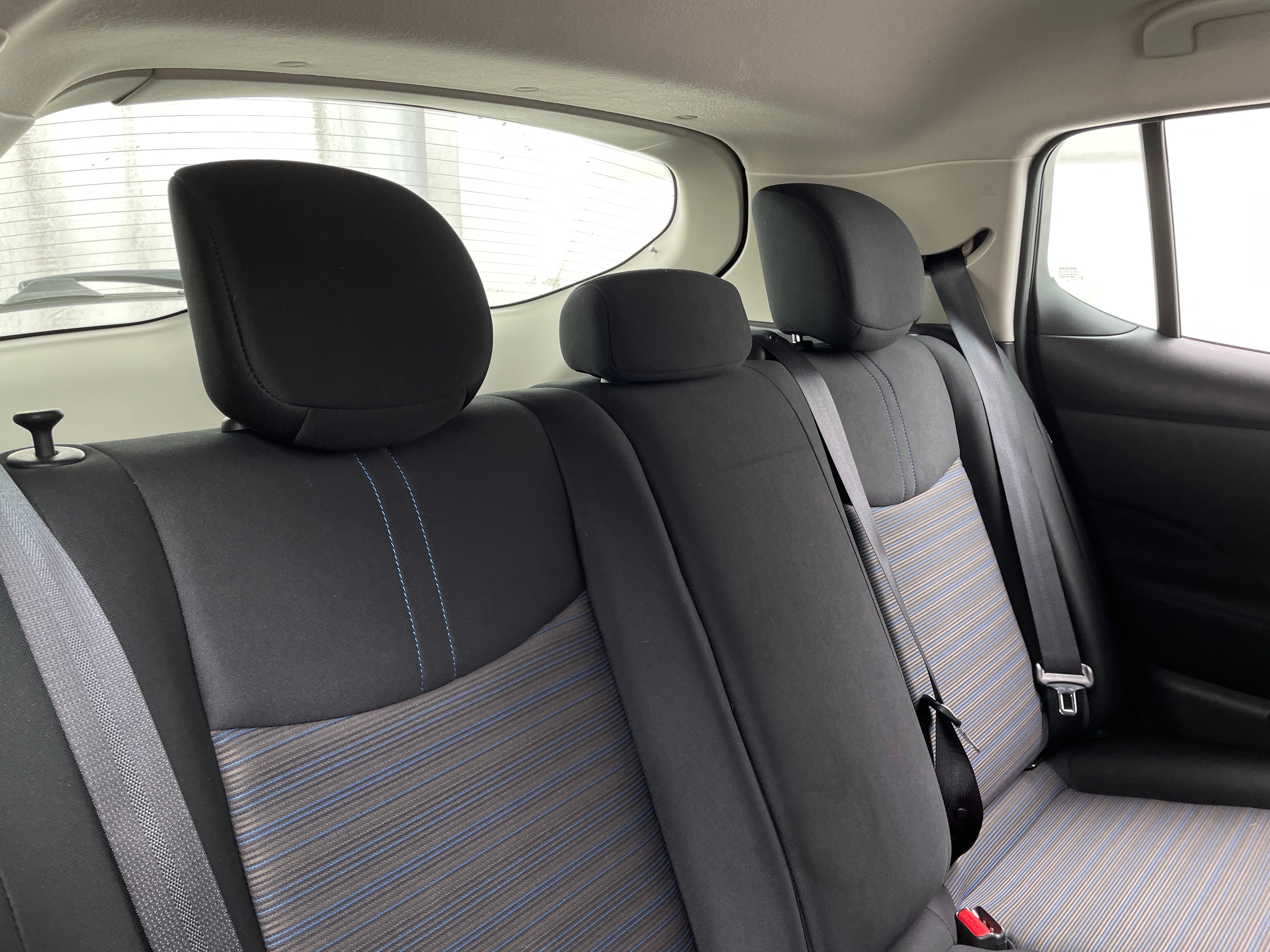 2021 Nissan Leaf S 6
