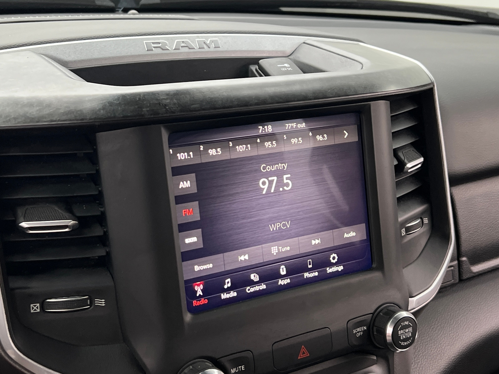 Thumbnail: 2019 RAM 1500 - 4