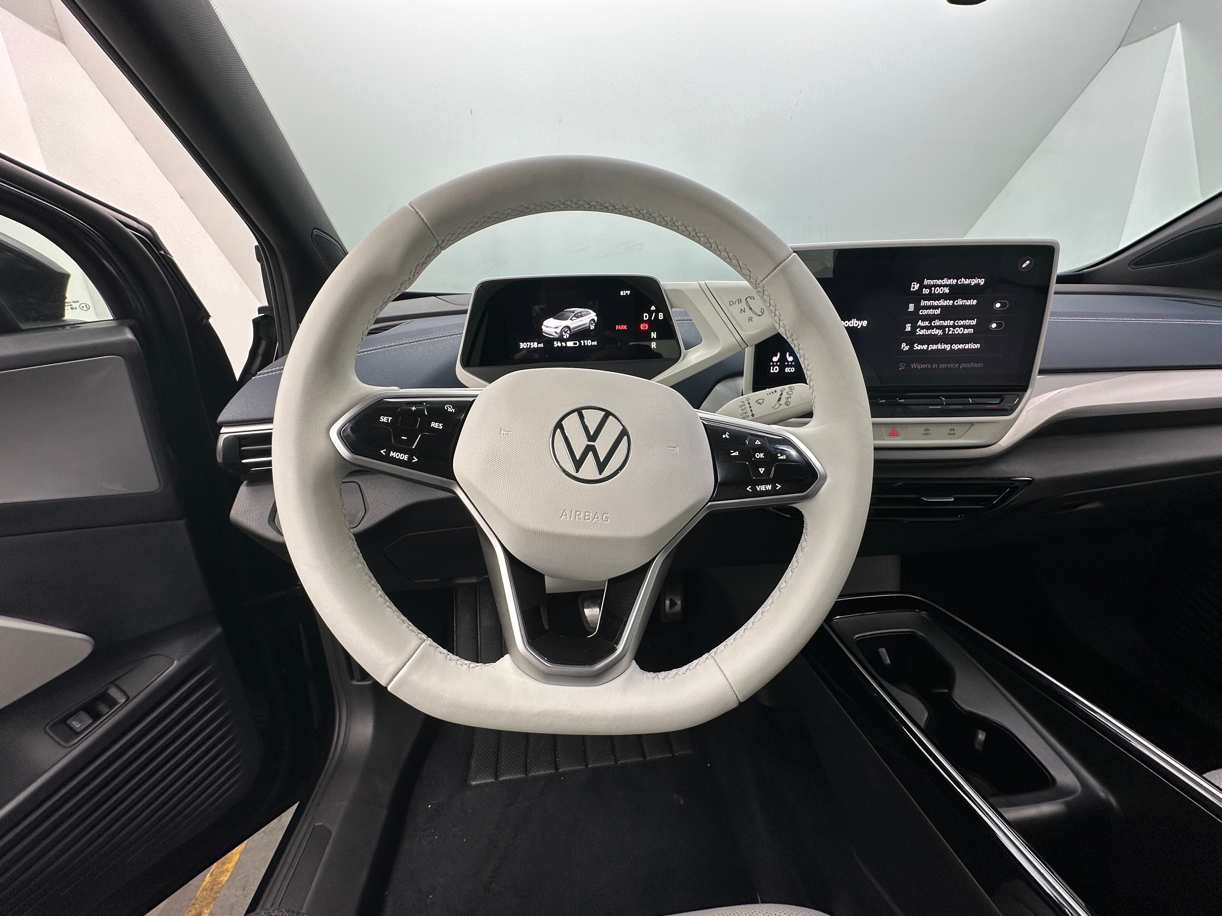 2023 Volkswagen ID.4 Pro S 4