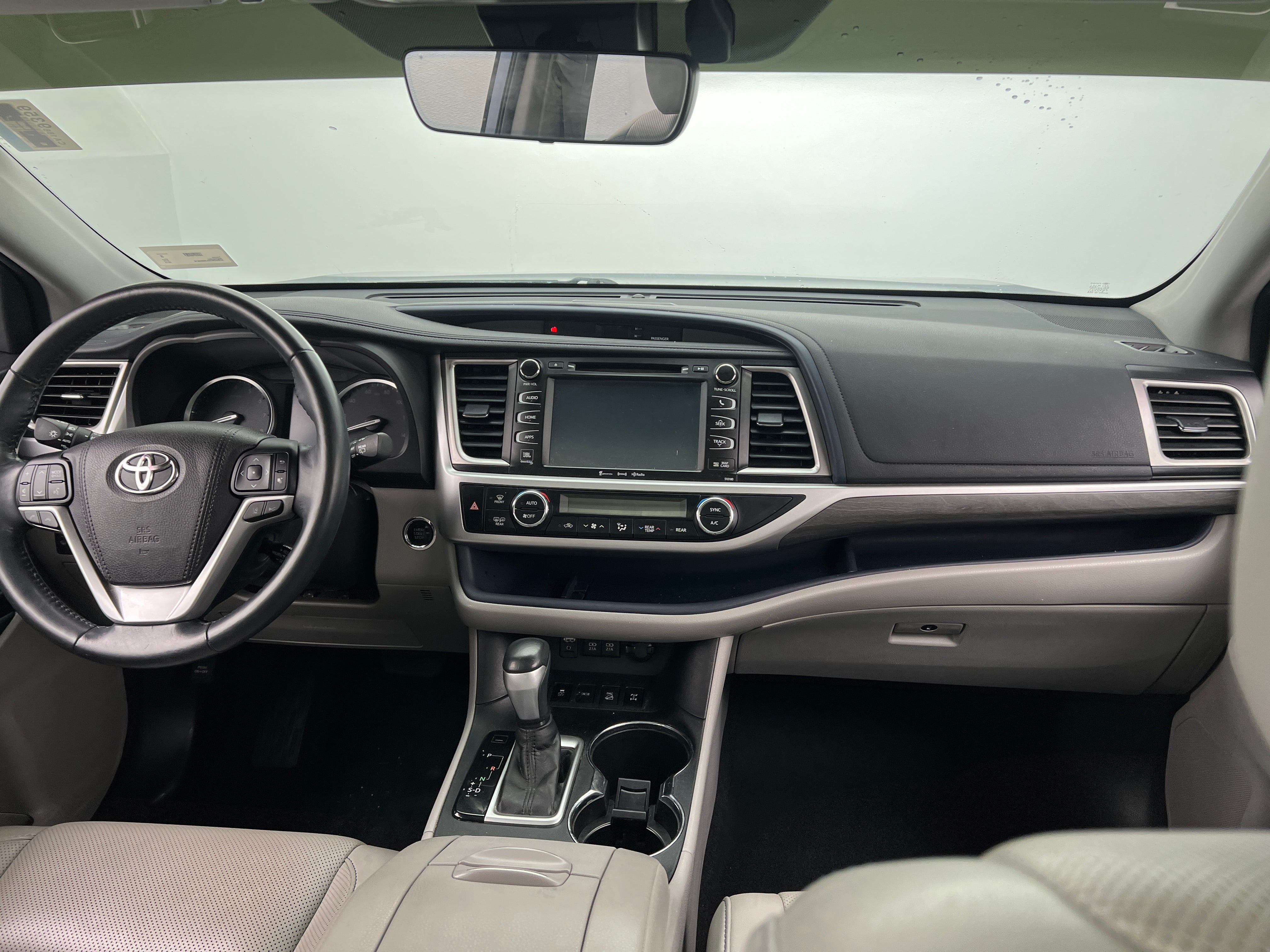 2018 Toyota Highlander Limited Platinum 2
