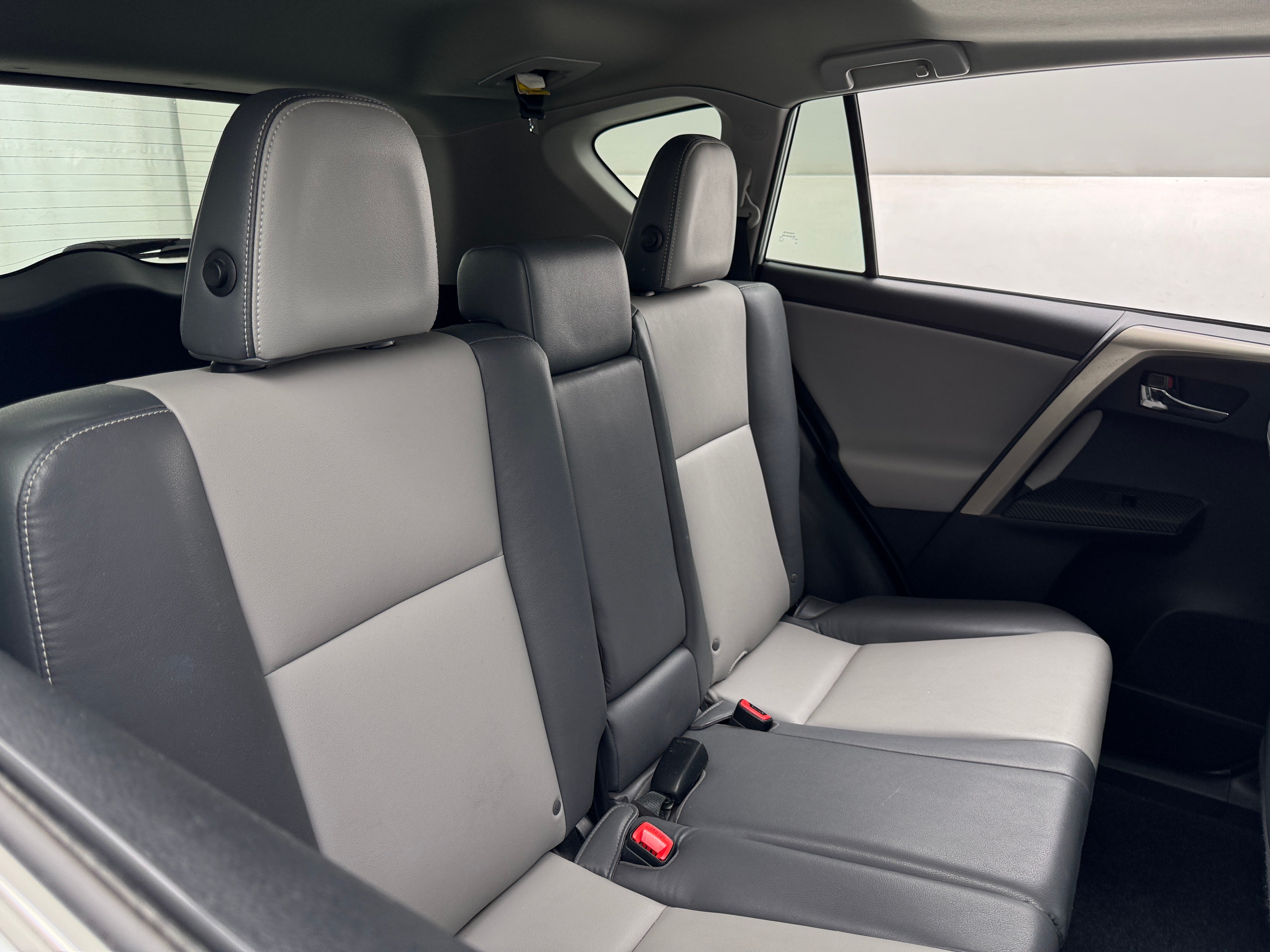 2014 Toyota RAV4 Limited 5