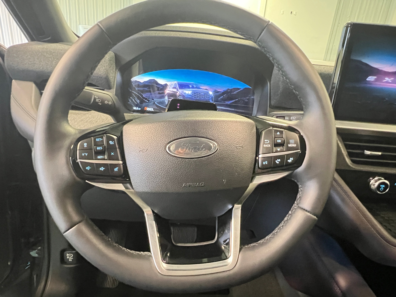 Thumbnail: 2025 Ford Explorer - 4