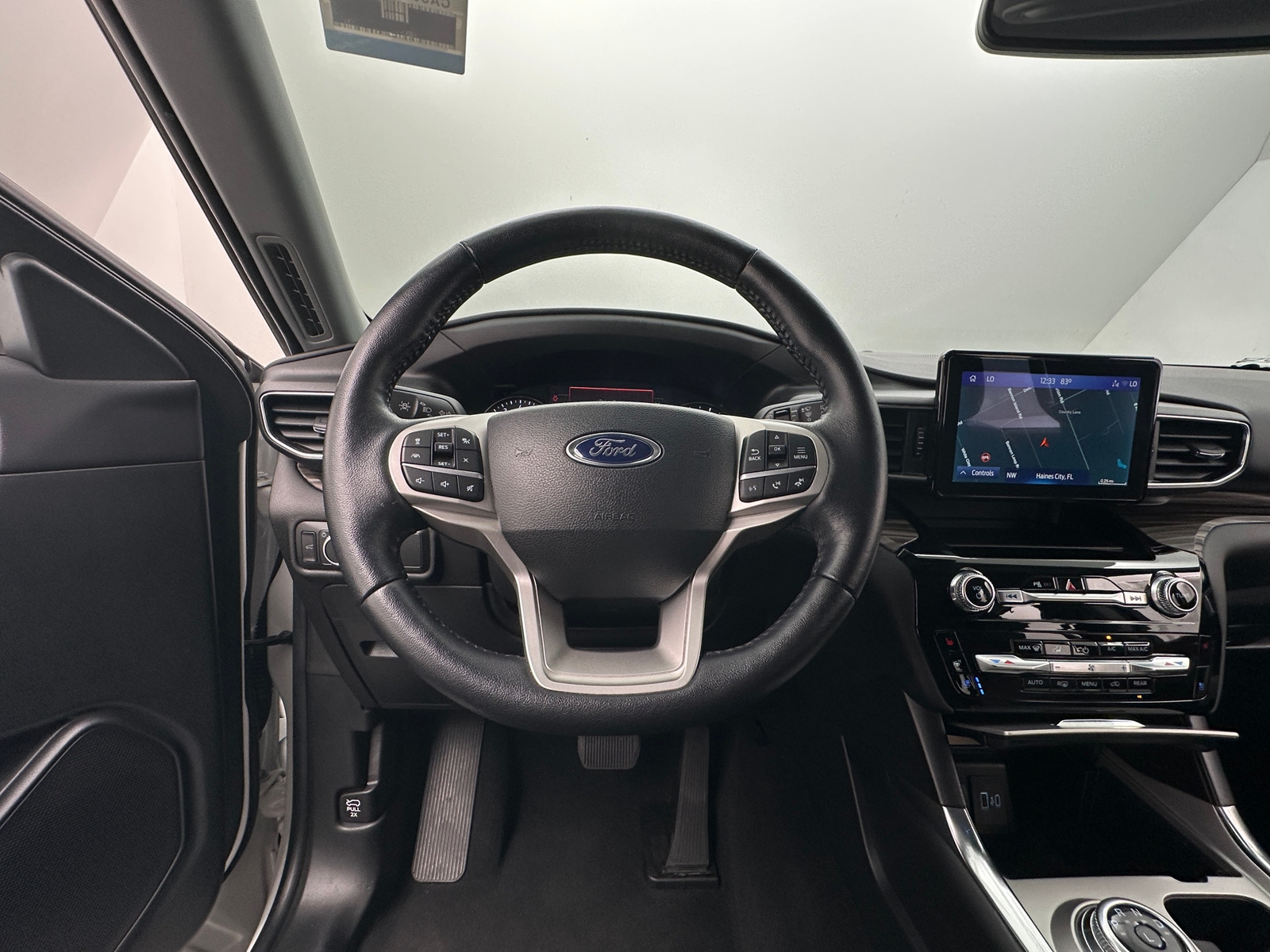 Thumbnail: 2022 Ford Explorer - 4