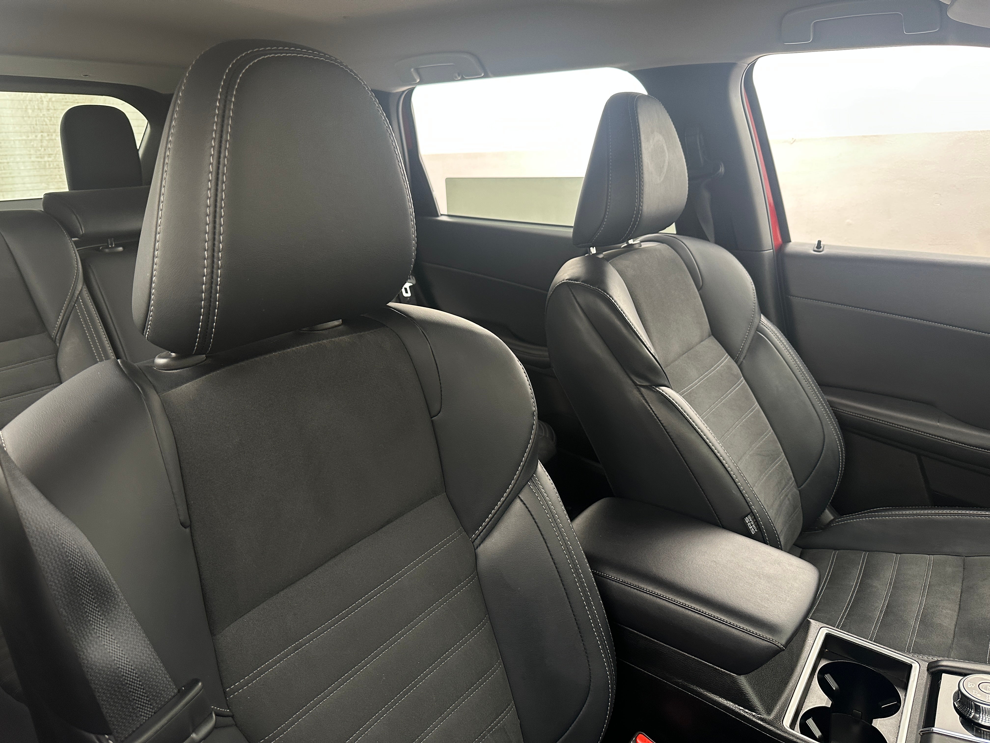 2024 Mitsubishi Outlander SE 2