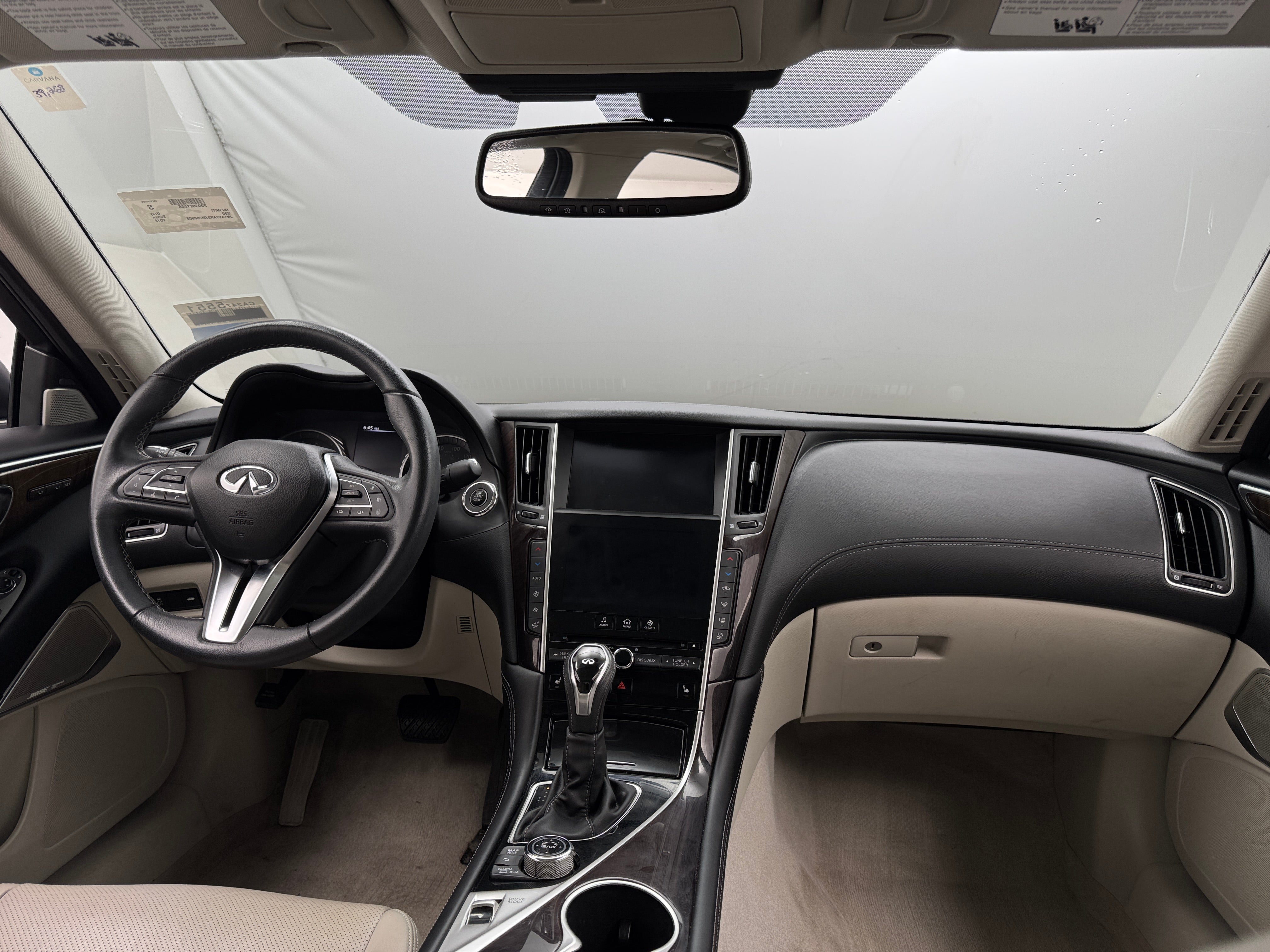 2018 INFINITI Q50 Luxe 2
