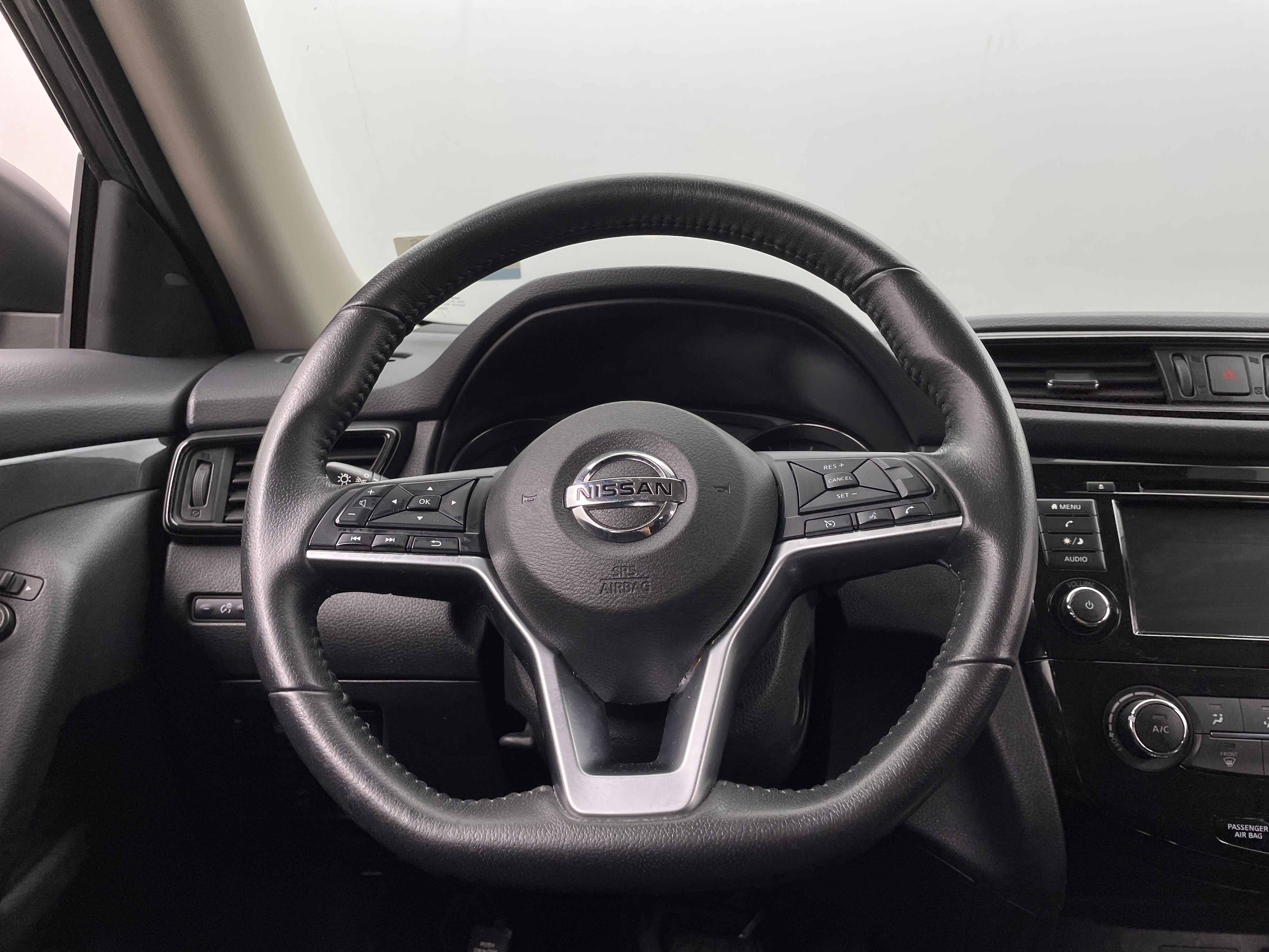2019 Nissan Rogue S 5