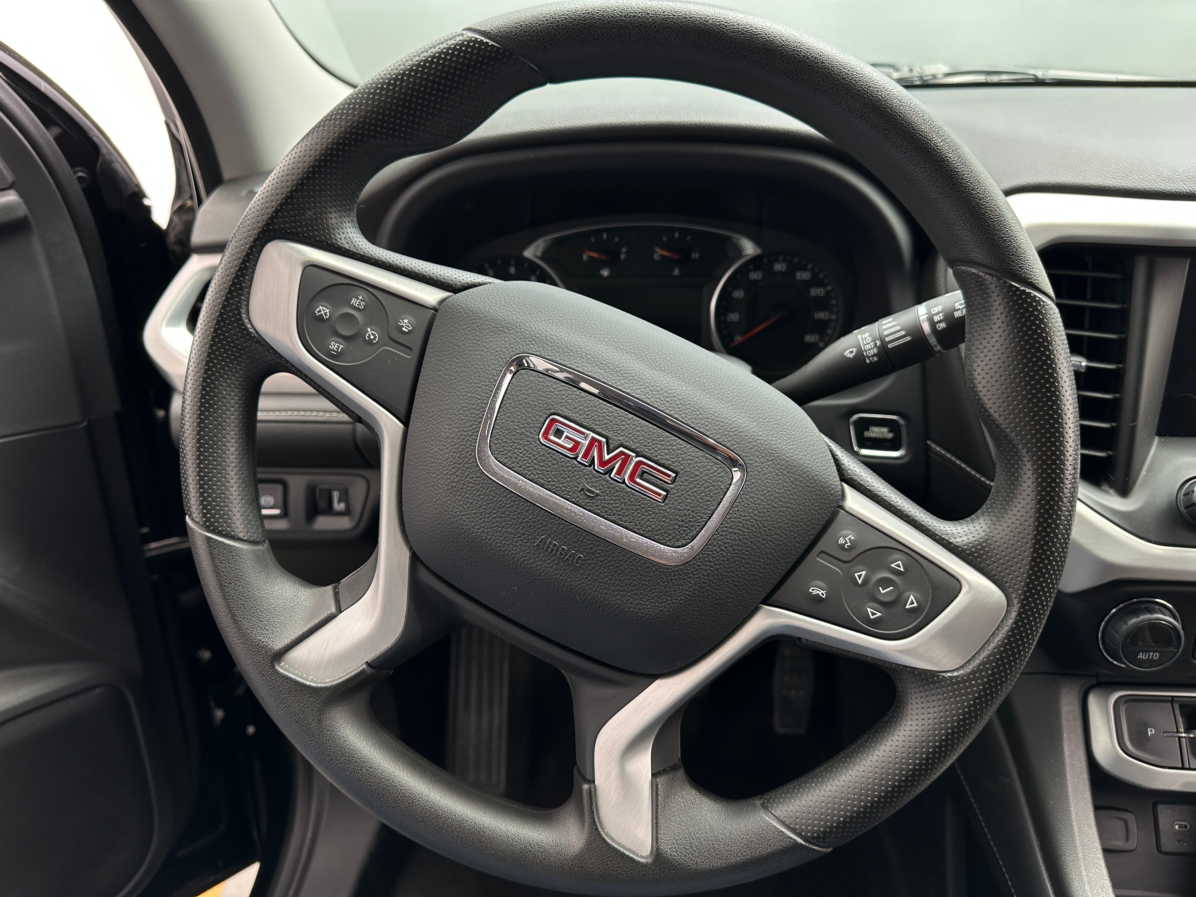 2023 GMC Acadia SLE 5
