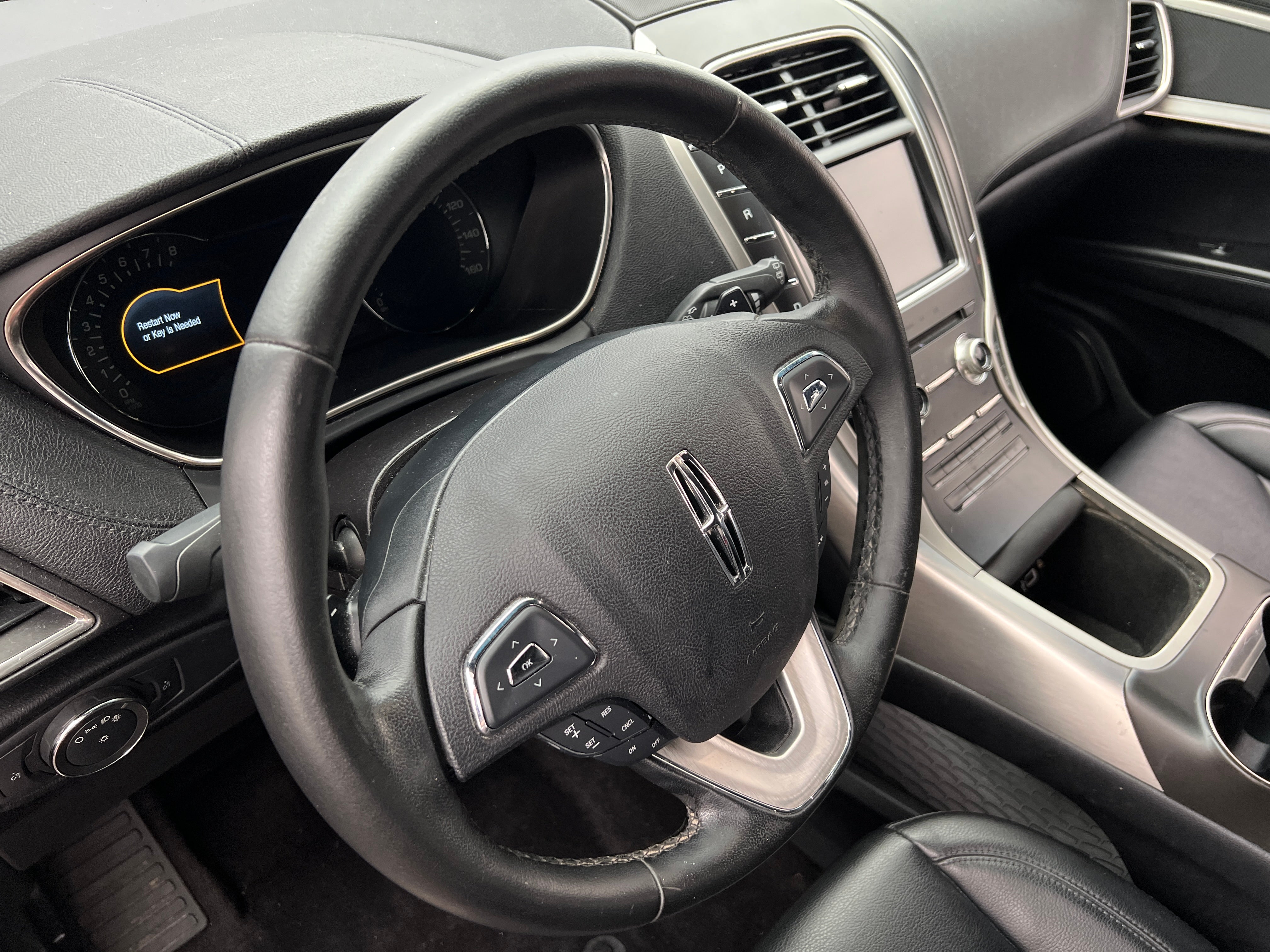 2016 Lincoln MKX Premiere 4