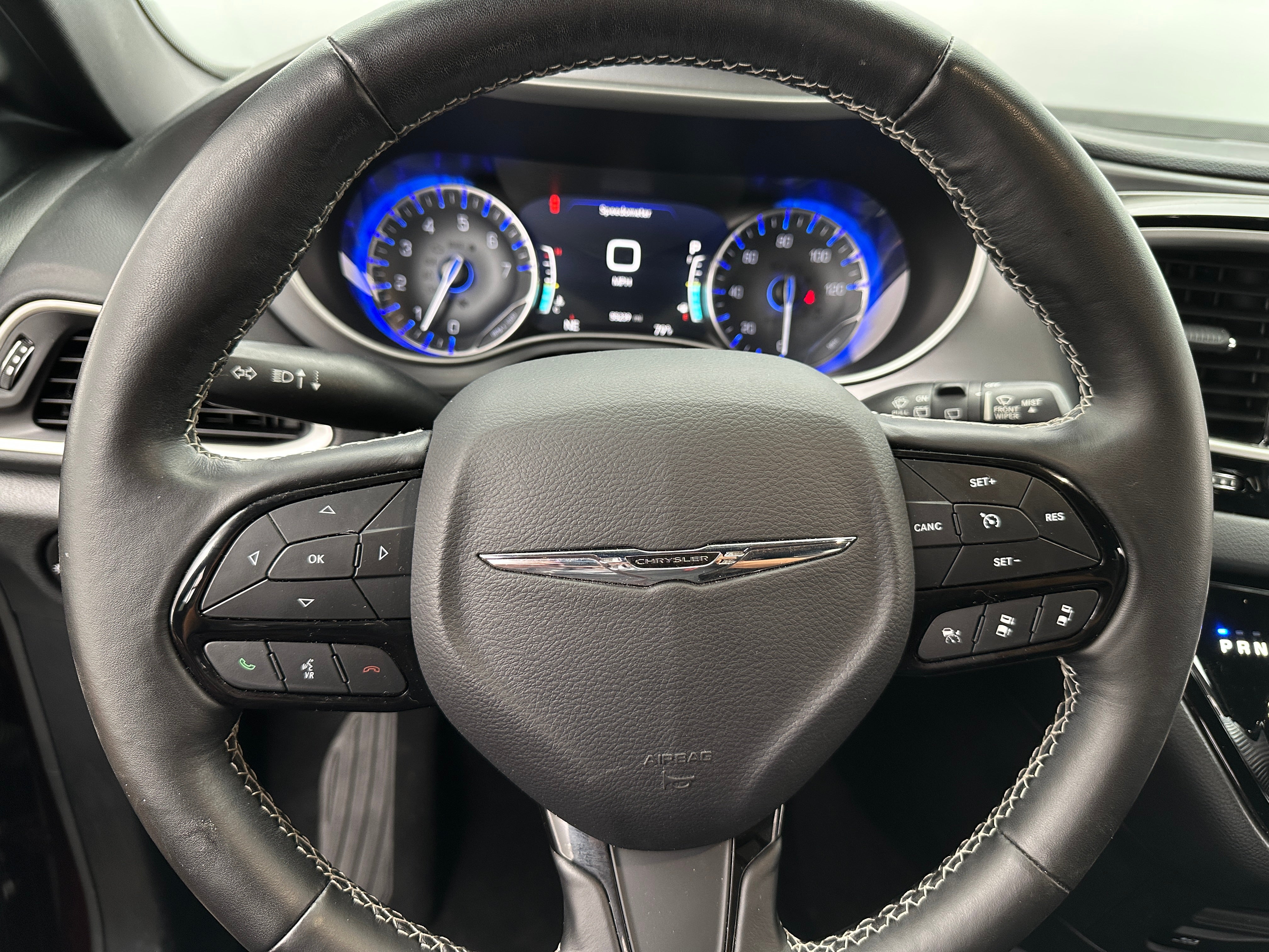 2020 Chrysler Pacifica  4