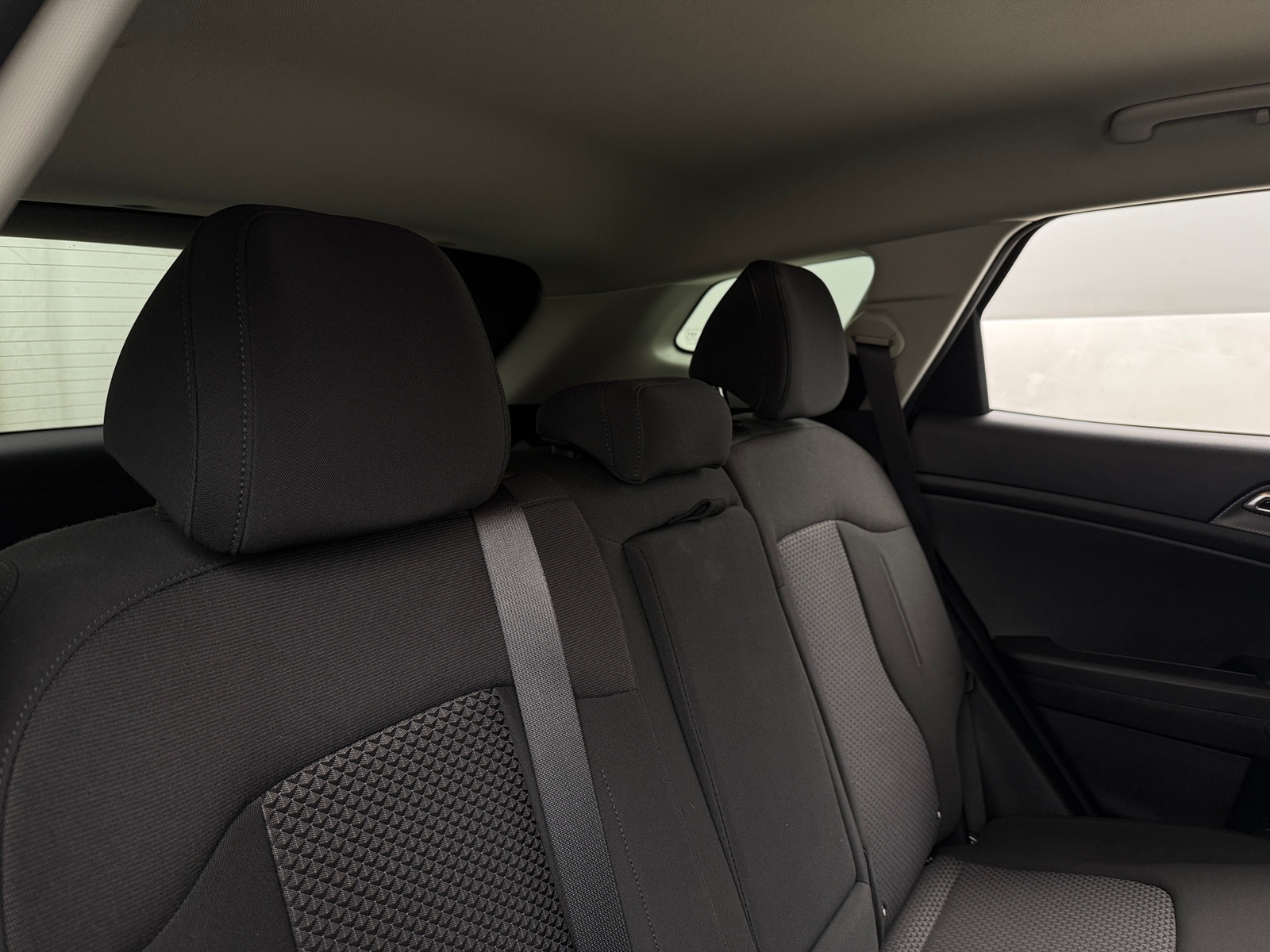 Thumbnail: 2024 Kia Sportage - 6