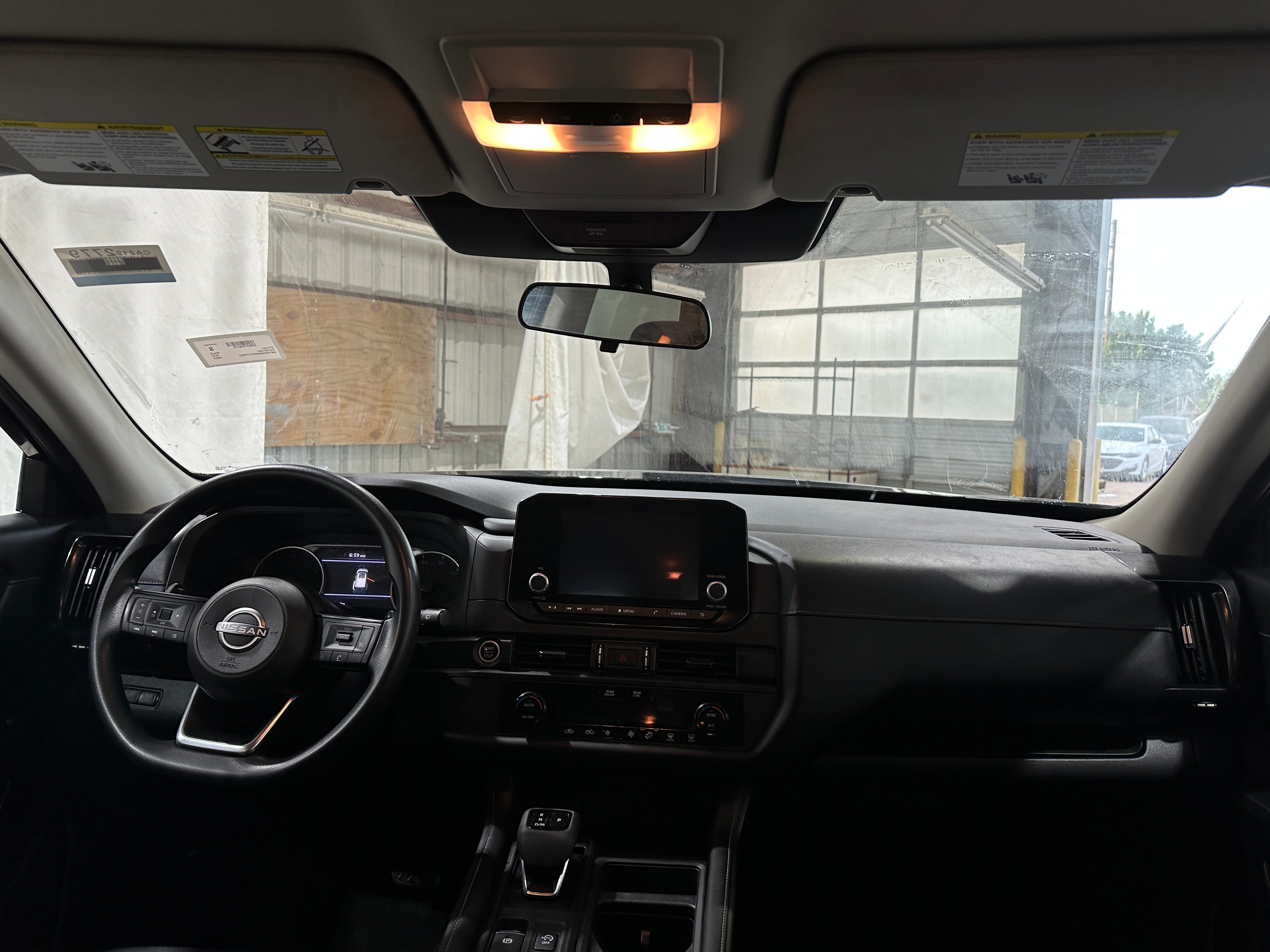 2023 Nissan Pathfinder S 3