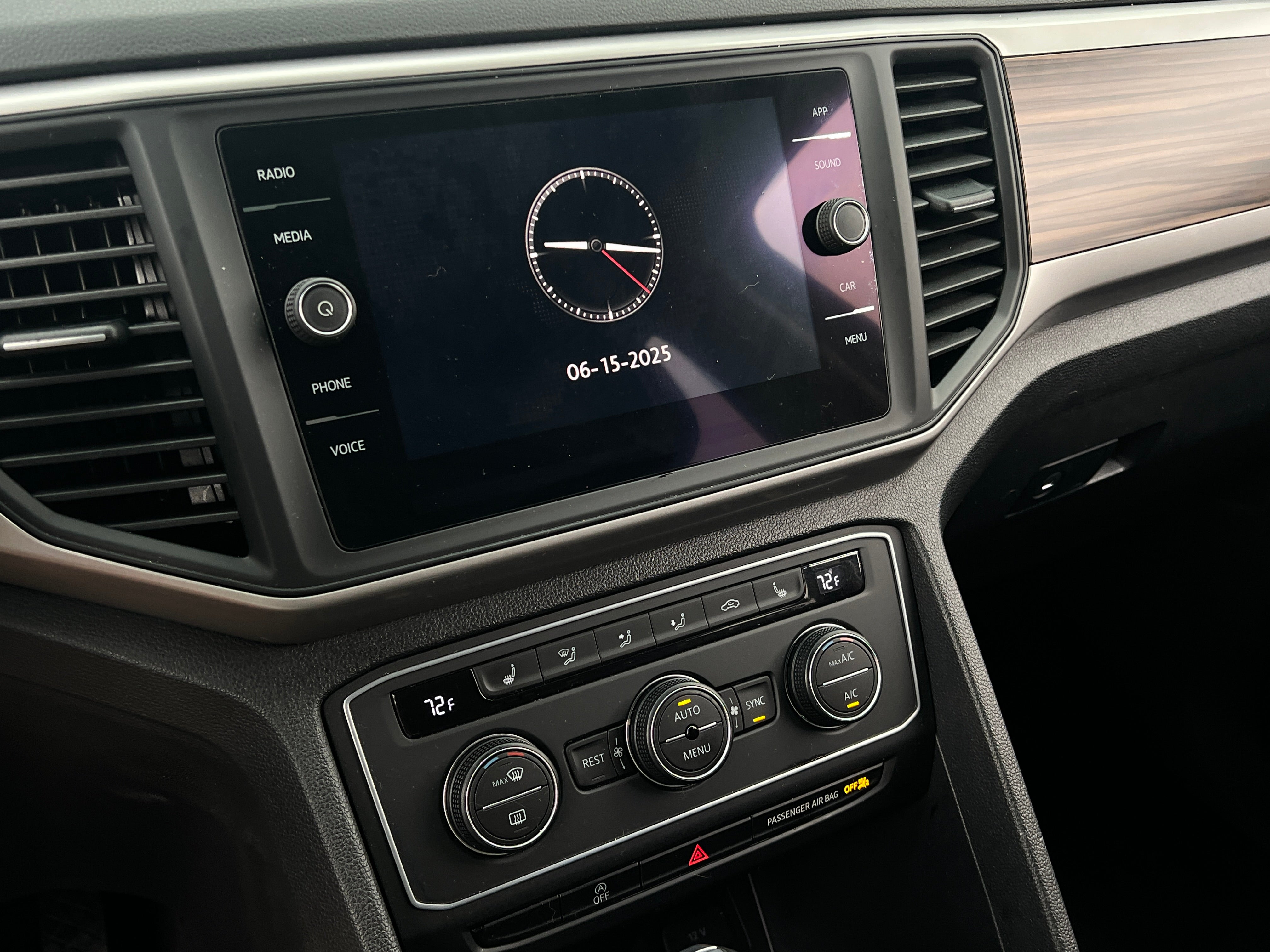 2021 Volkswagen Atlas SE 3