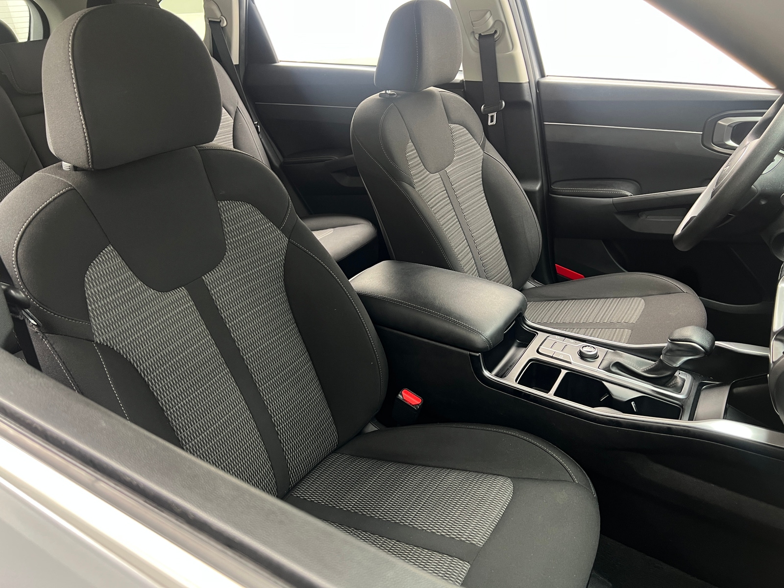 Thumbnail: 2023 Kia Sorento - 2