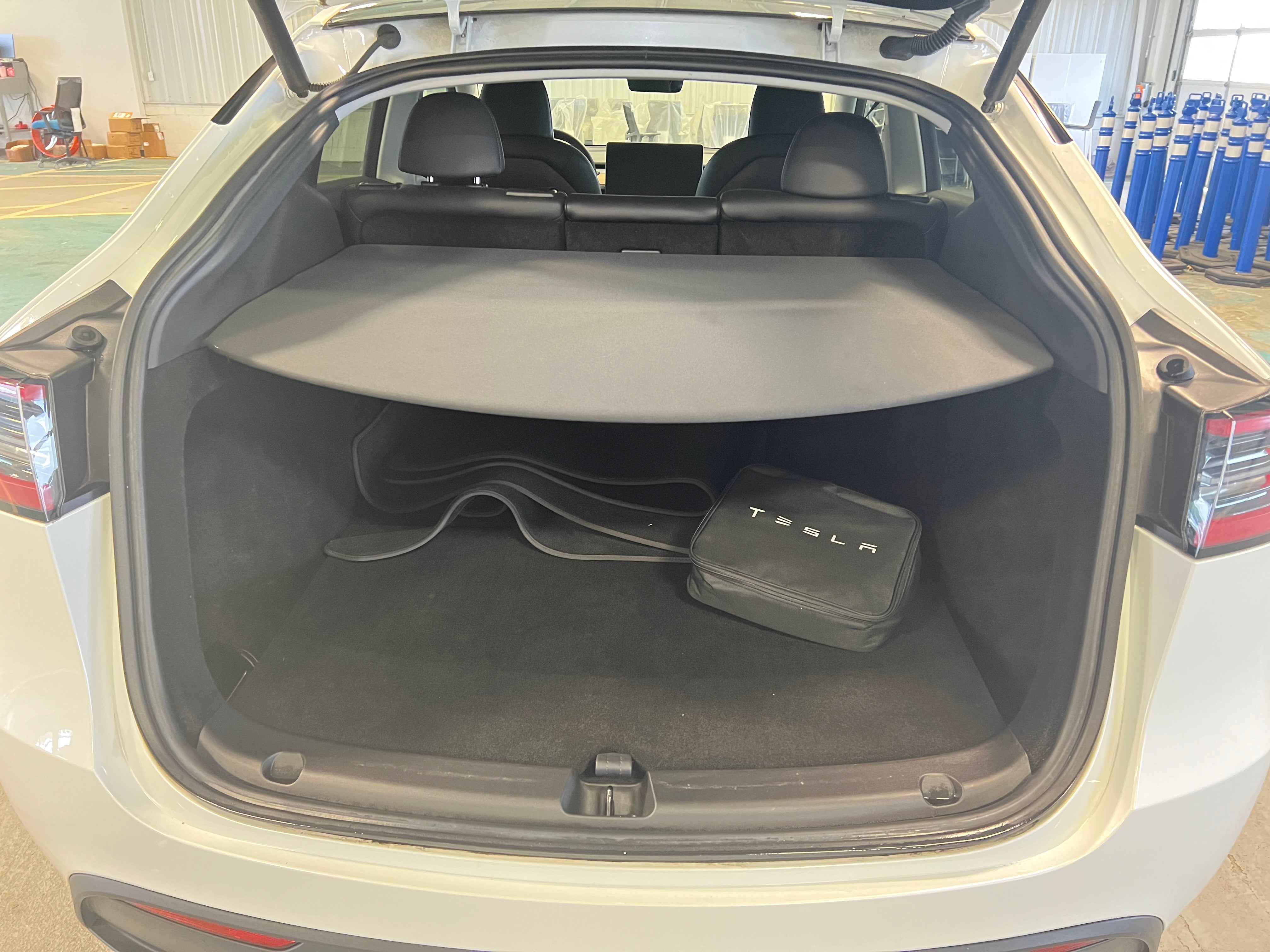 2023 Tesla Model Y Long Range 6