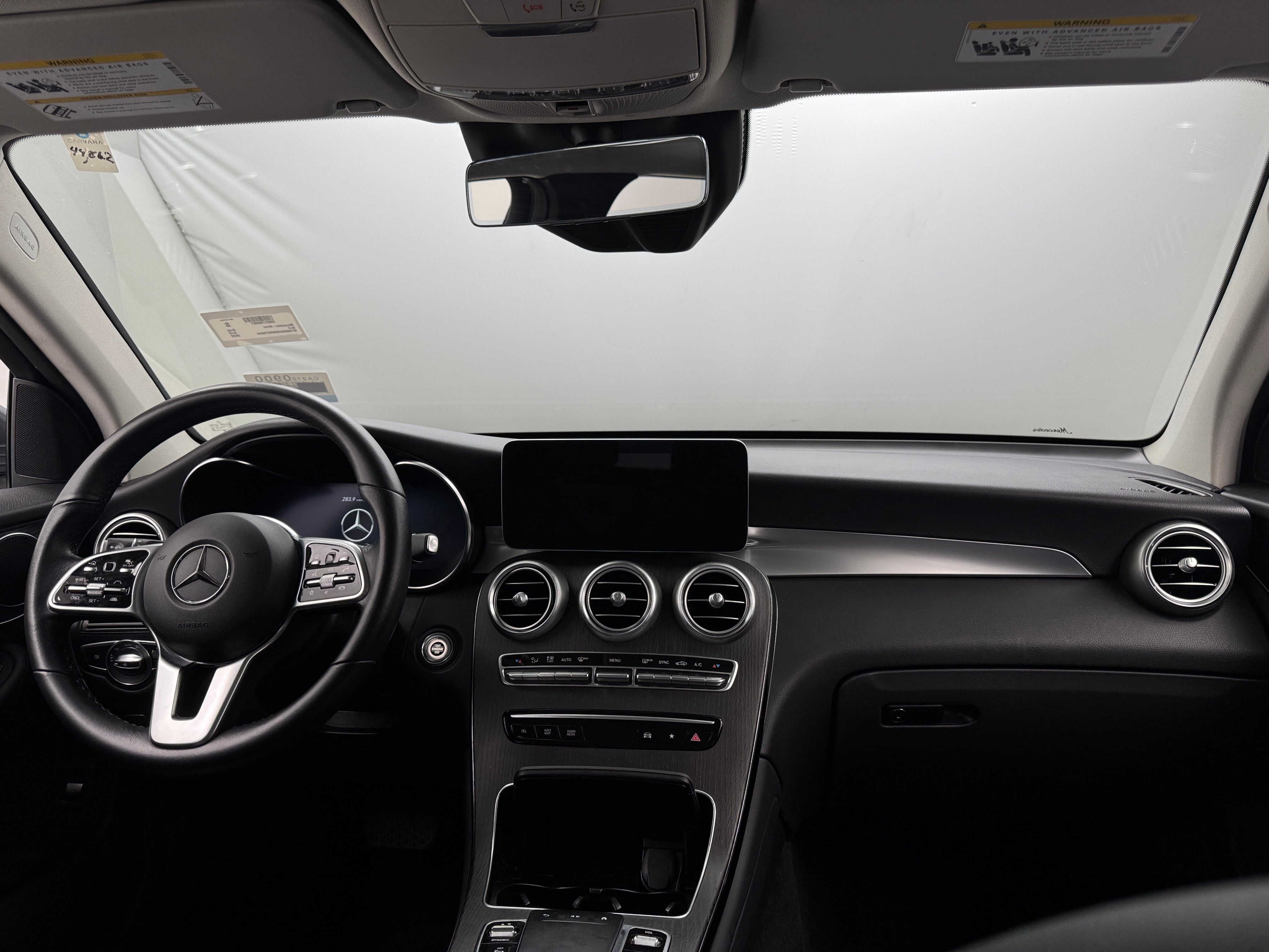 2022 Mercedes-Benz GLC 300 2