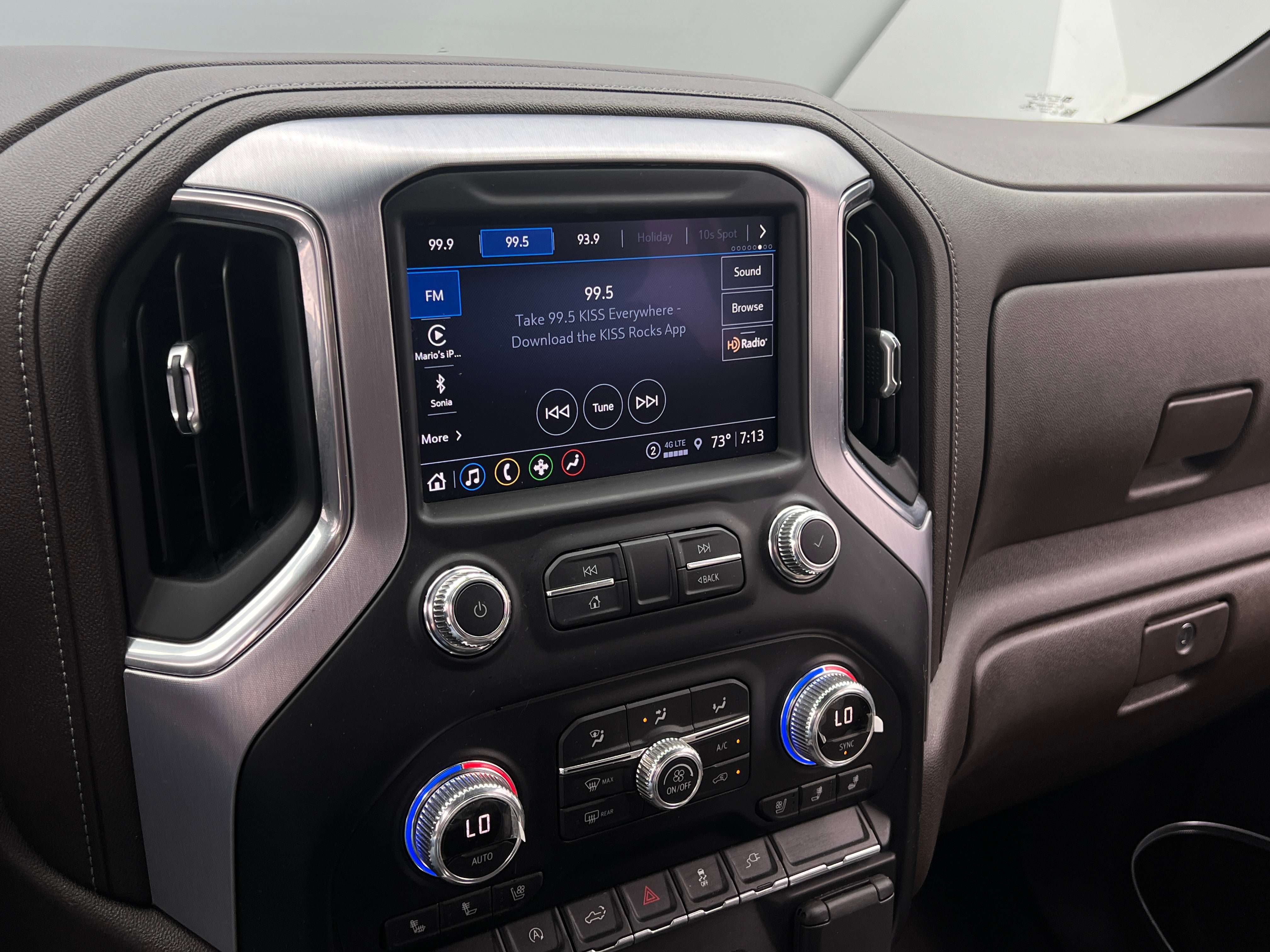 2021 GMC Sierra 1500 SLT 3