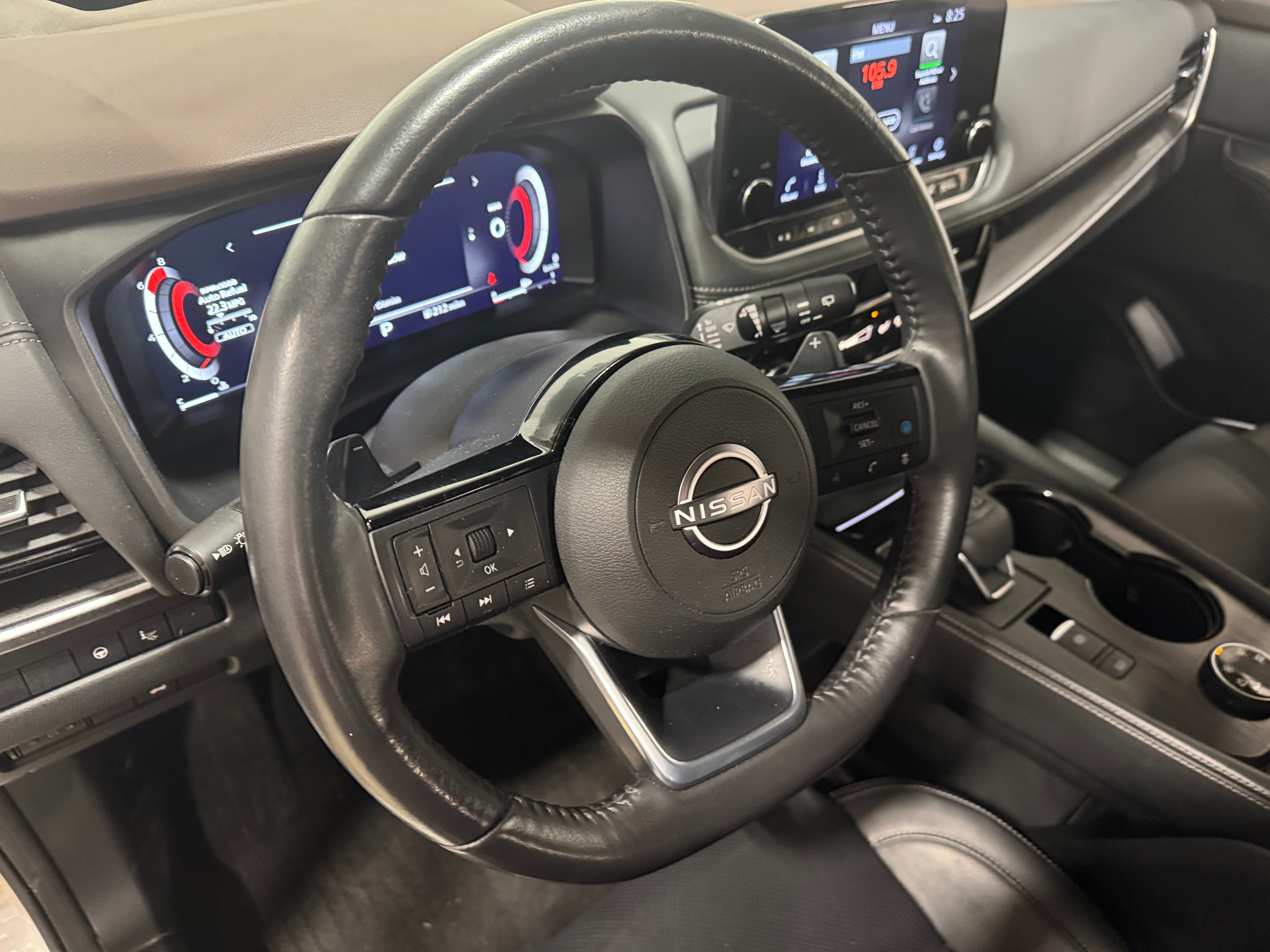 2022 Nissan Rogue Platinum 2
