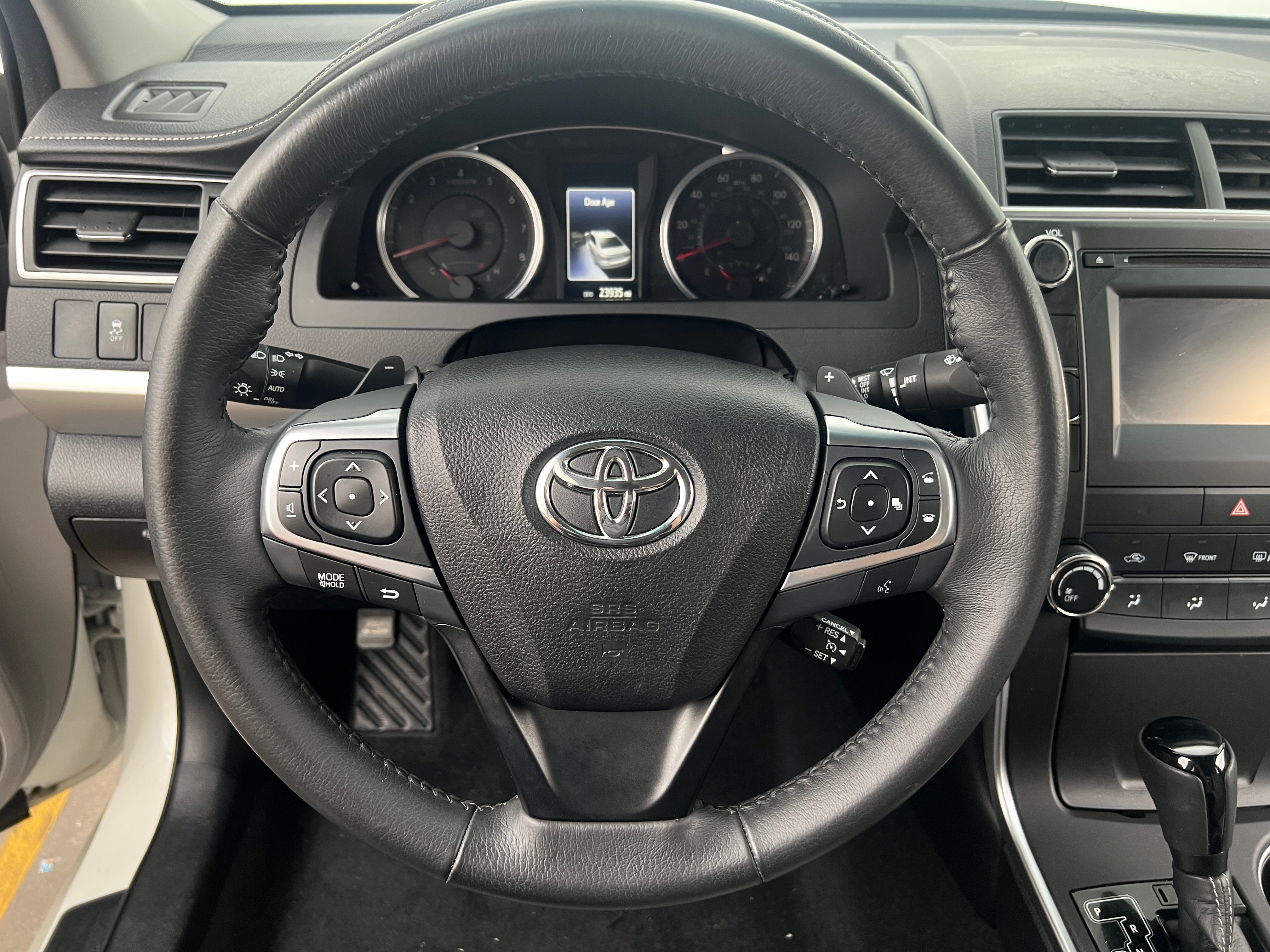 2017 Toyota Camry SE 5