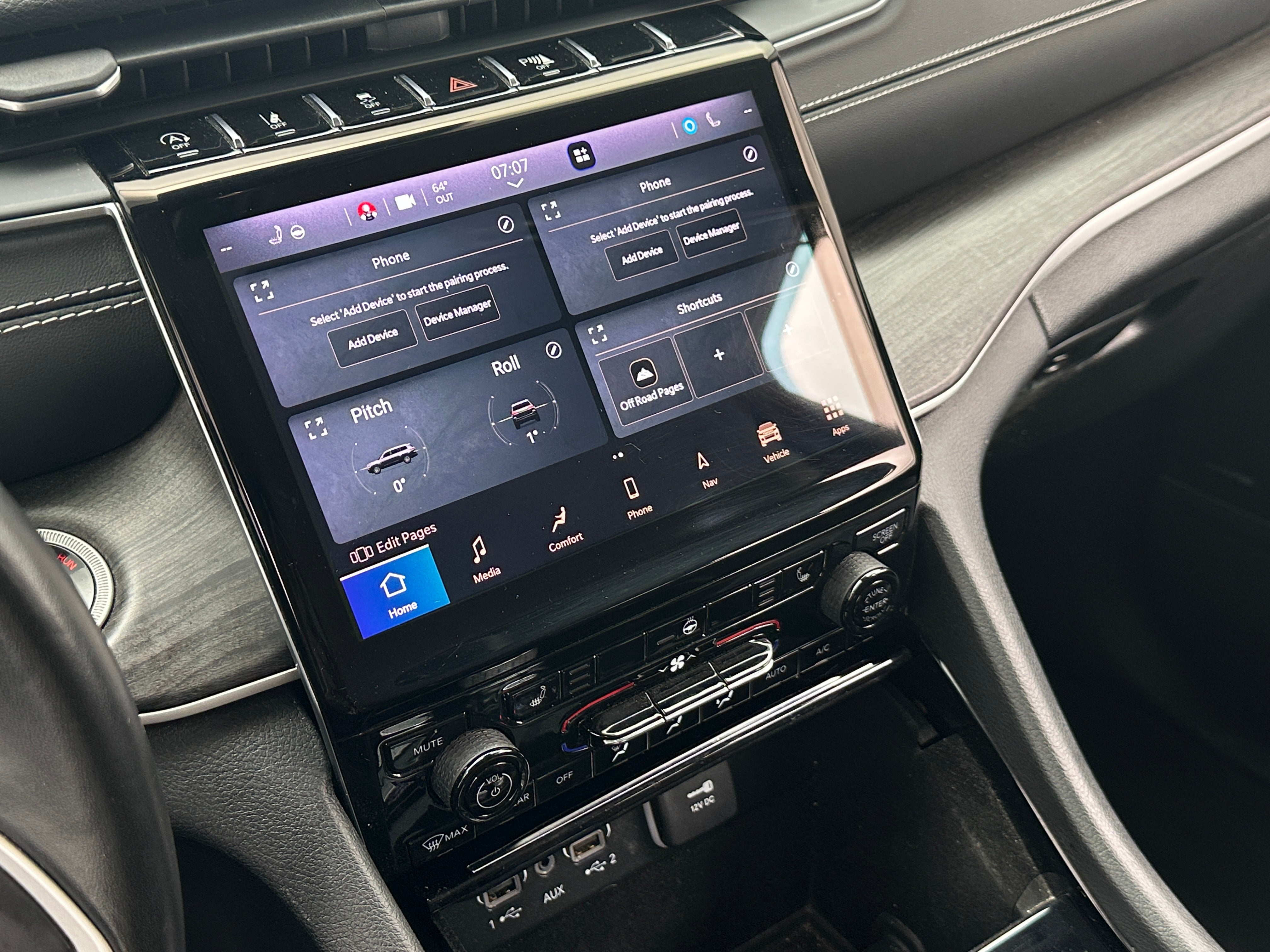 2022 Jeep Grand Cherokee L Limited Edition 2