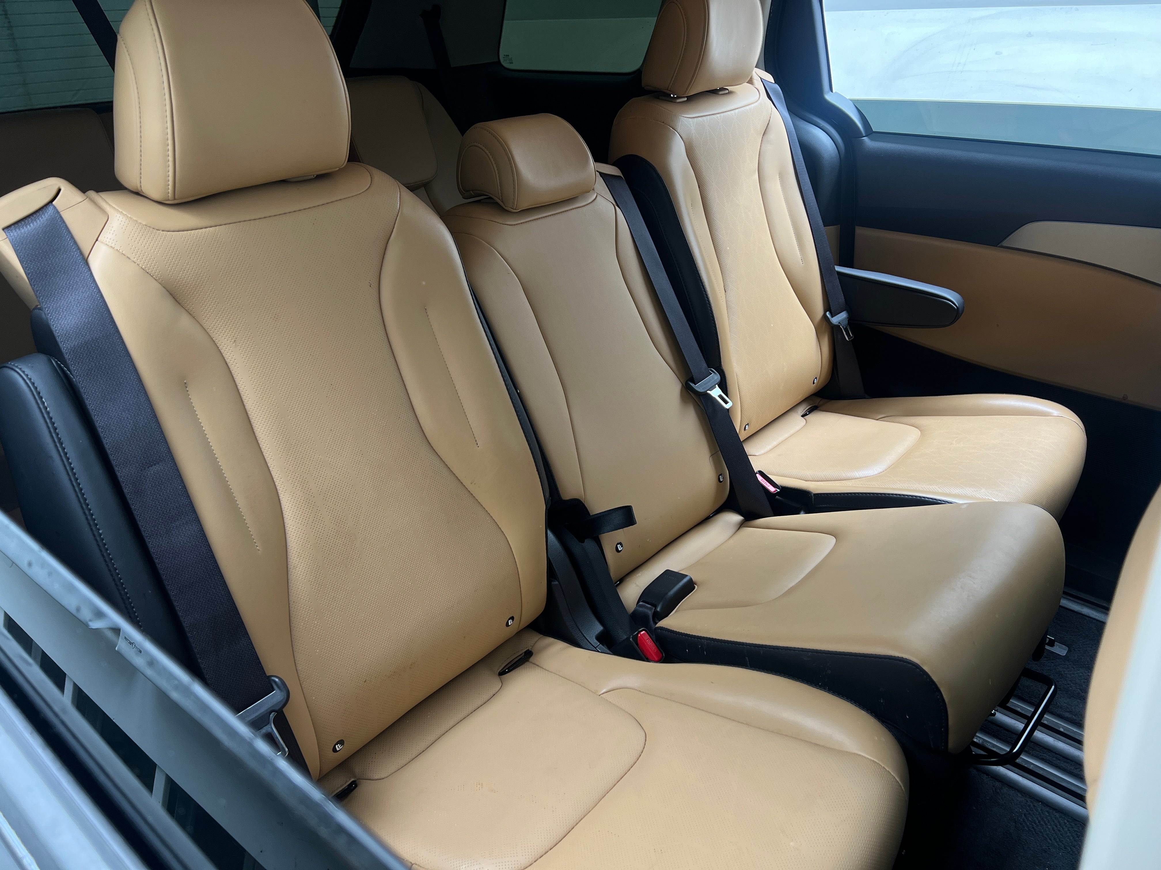 2022 Kia Carnival LX 5
