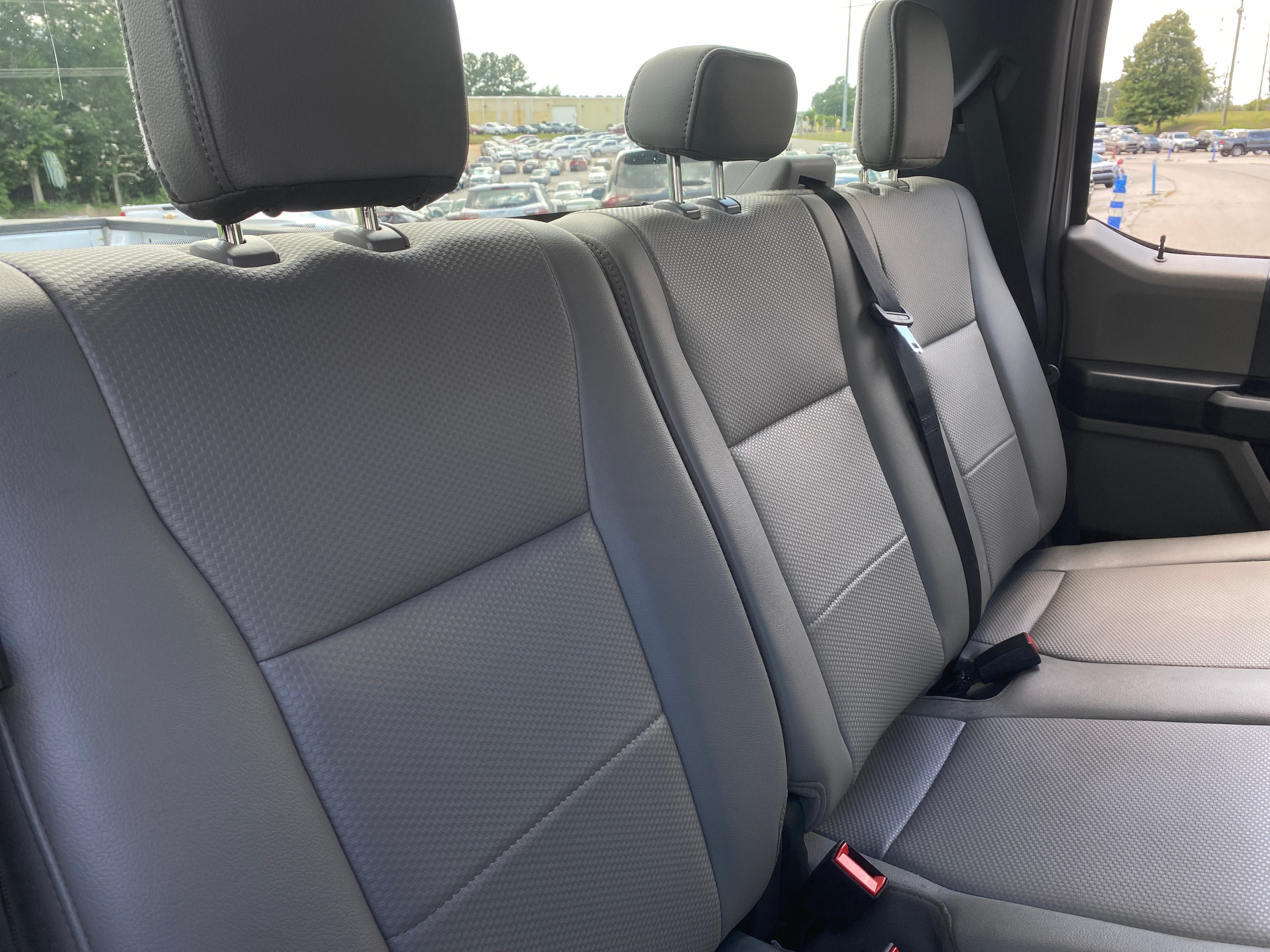 2022 Ford Econoline E-250 5