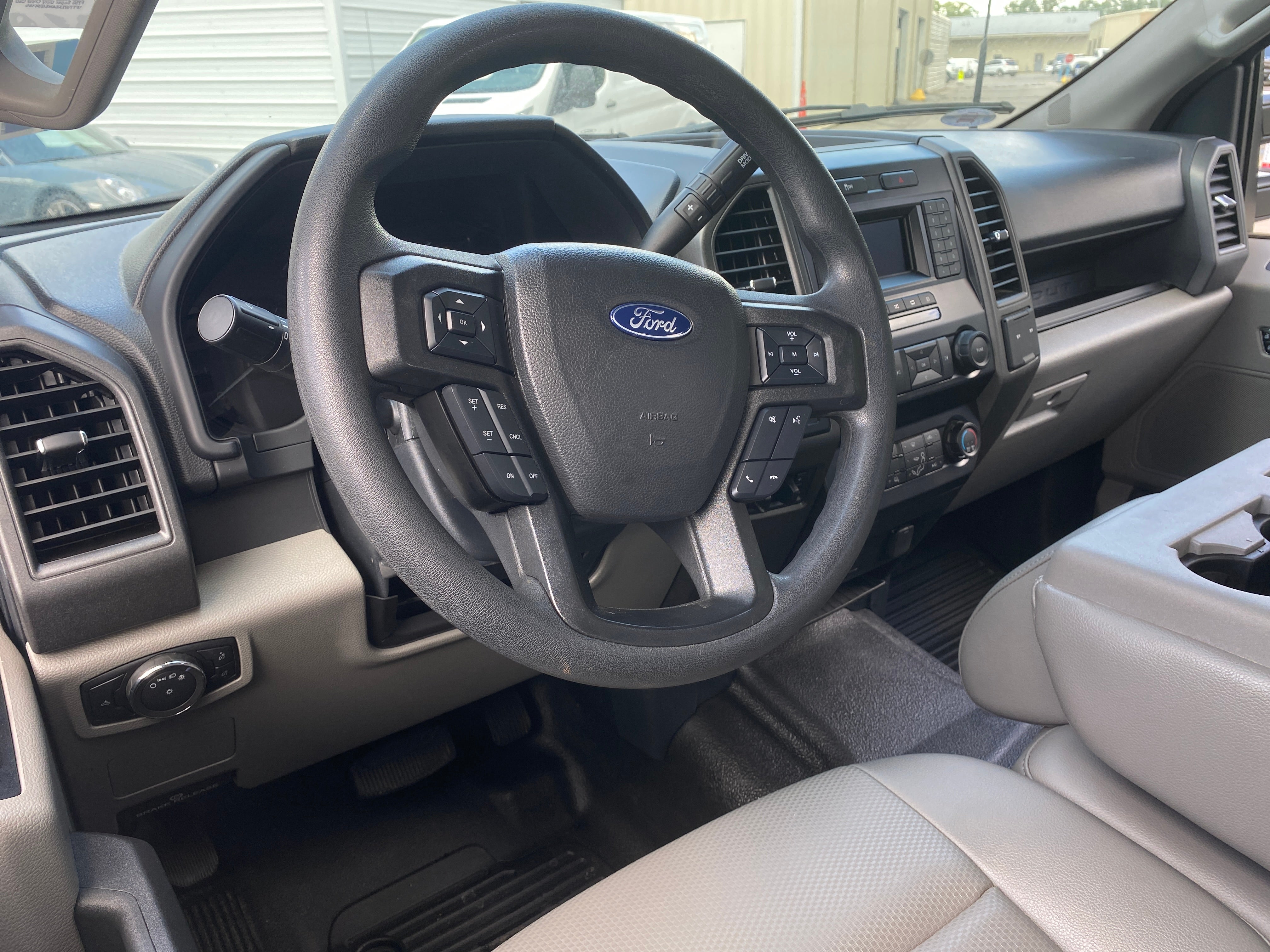 2022 Ford Econoline E-250 2