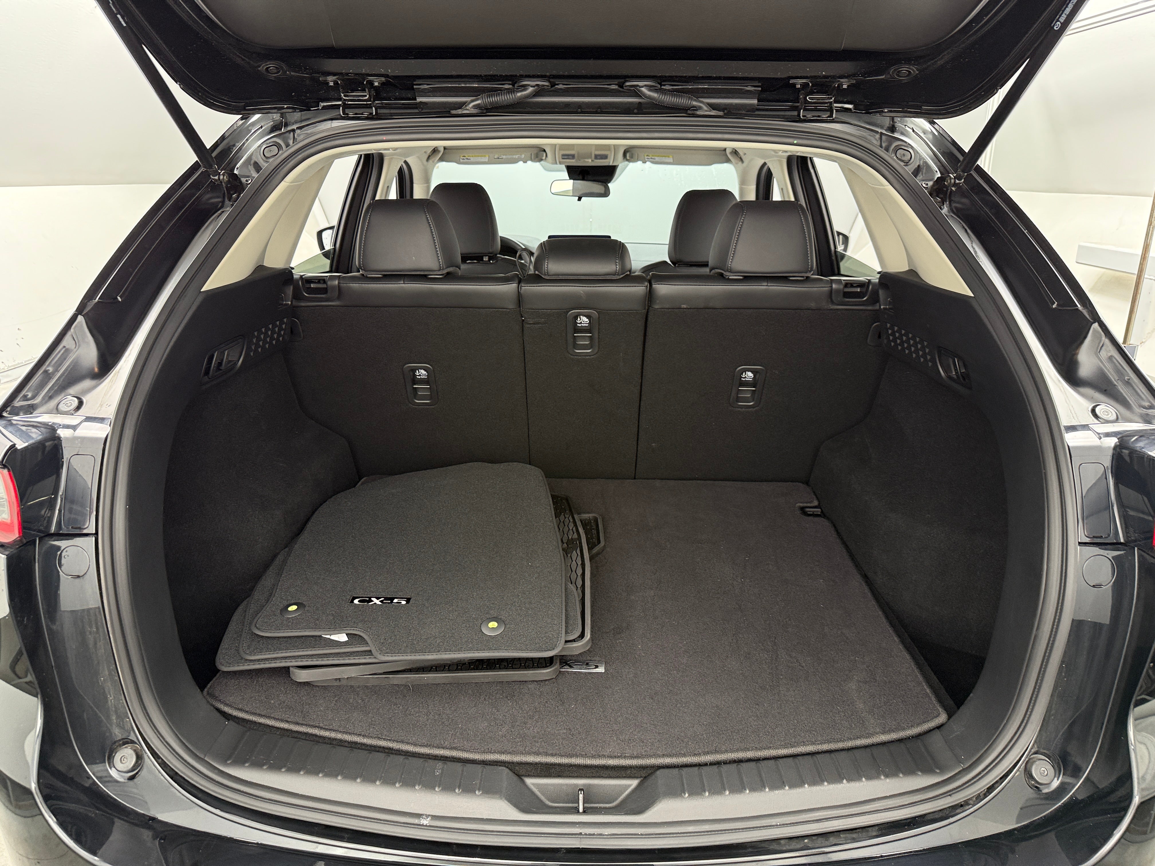 2023 Mazda CX-5 S Select 6