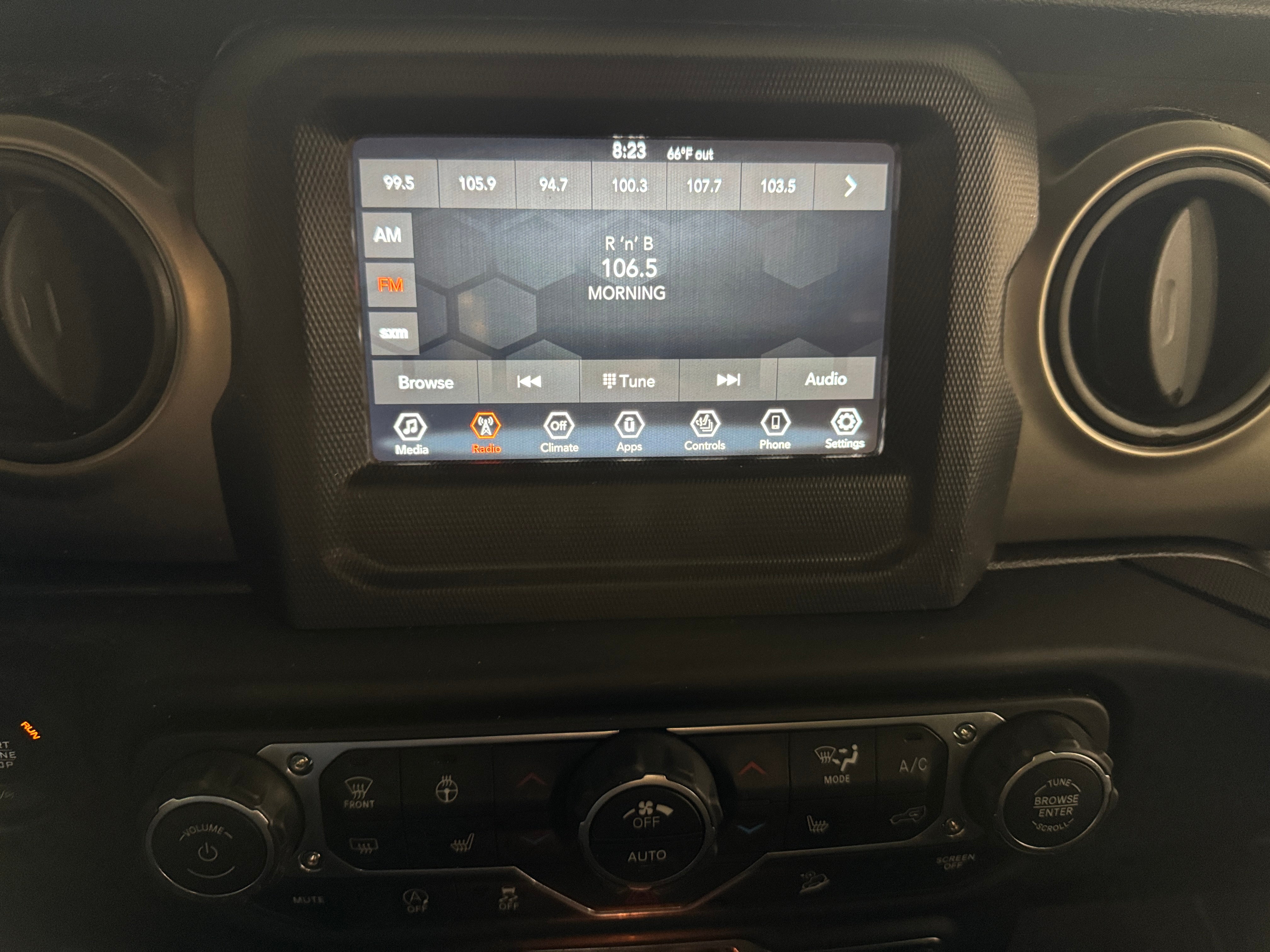 2018 Jeep Wrangler Unlimited Sport S 4
