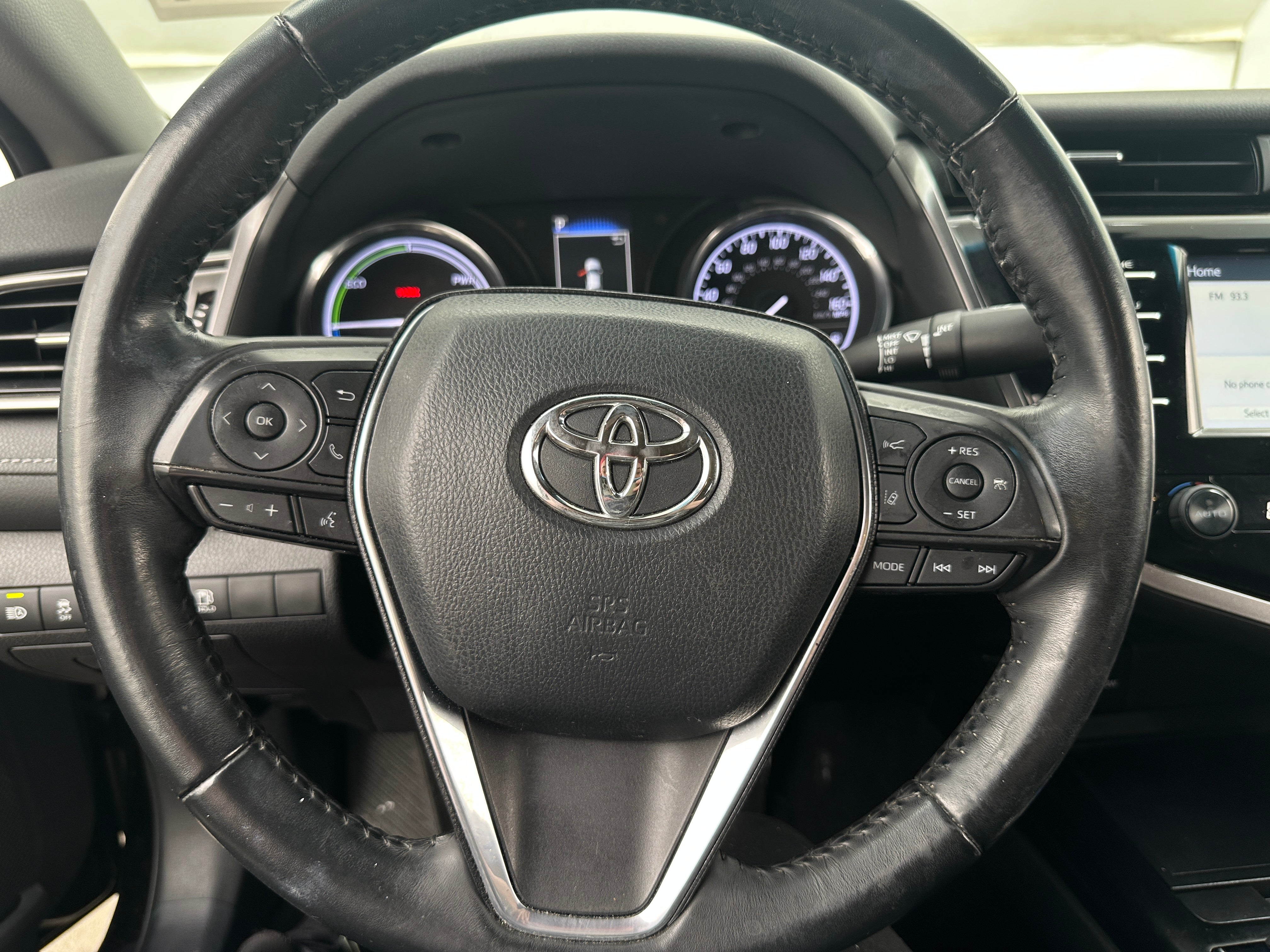 2020 Toyota Camry SE 4