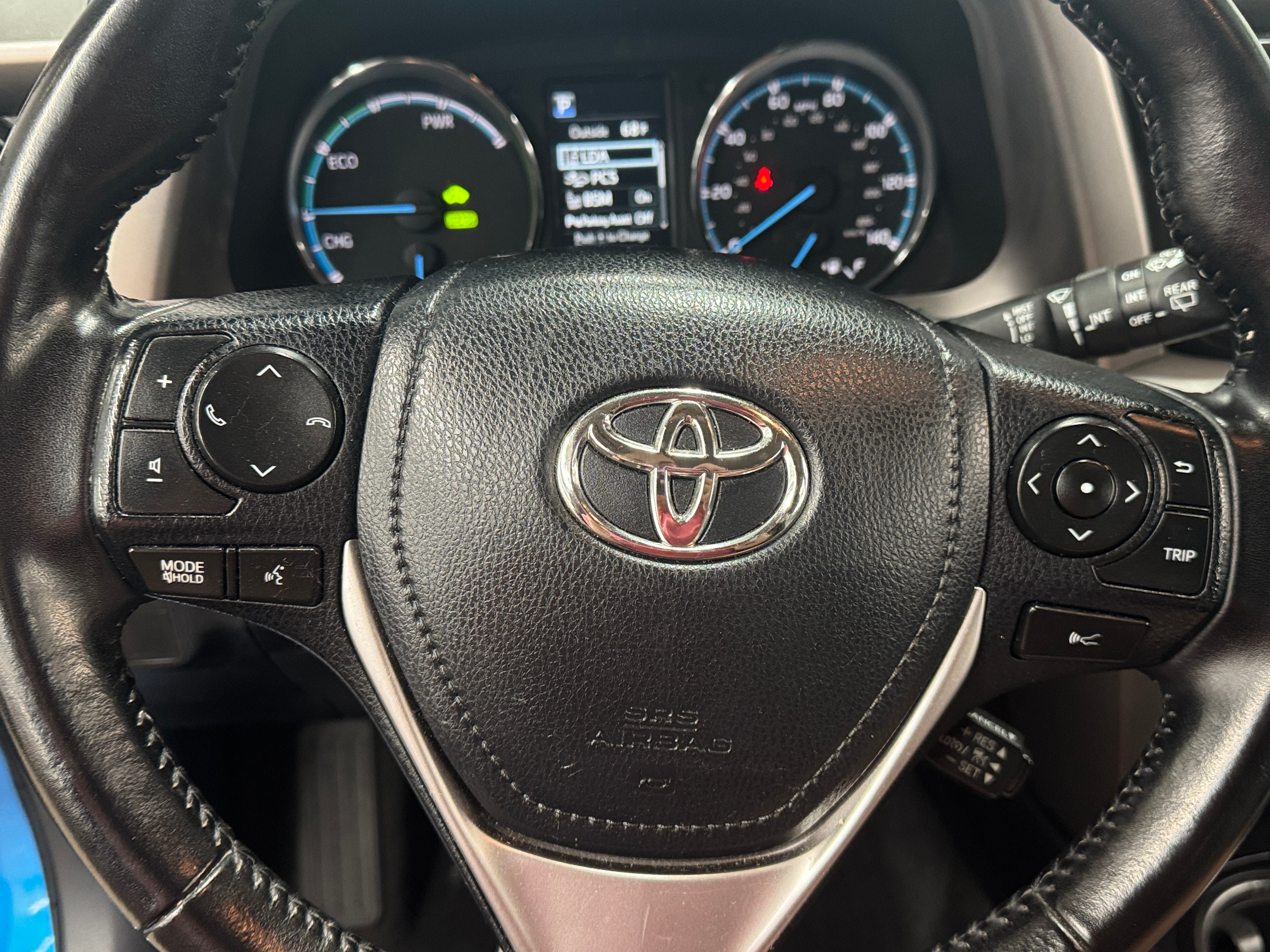 2016 Toyota RAV4 XLE 5