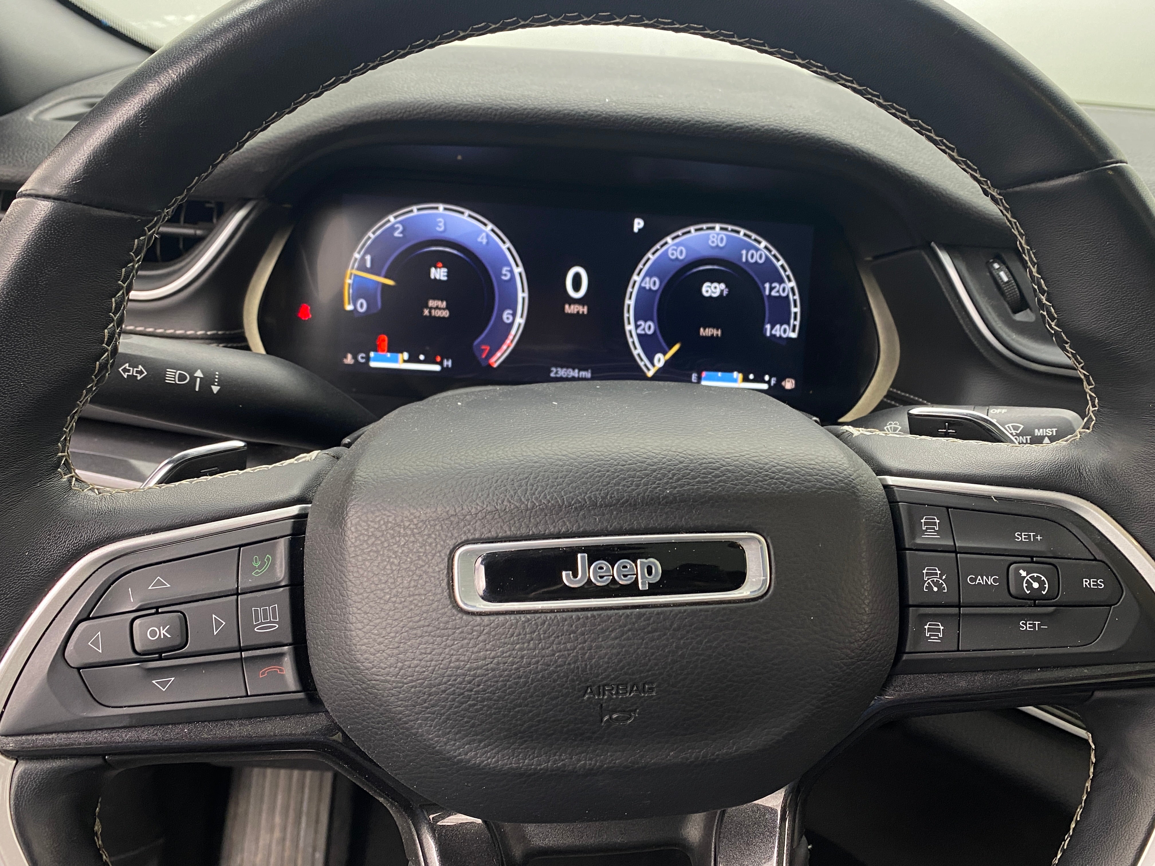 2022 Jeep Grand Cherokee L Altitude 4