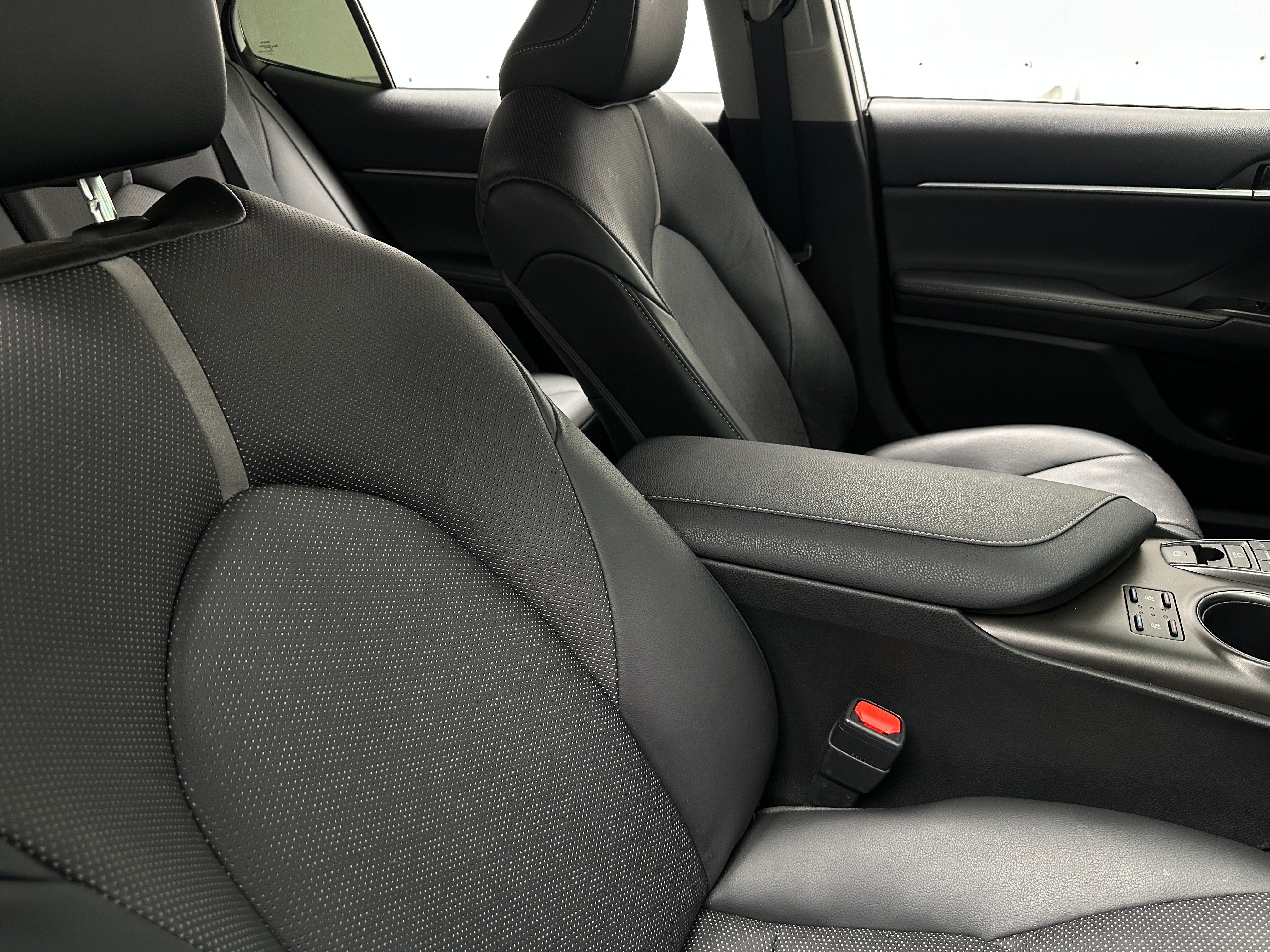 Image 8 of 2022 Toyota Camry XSE