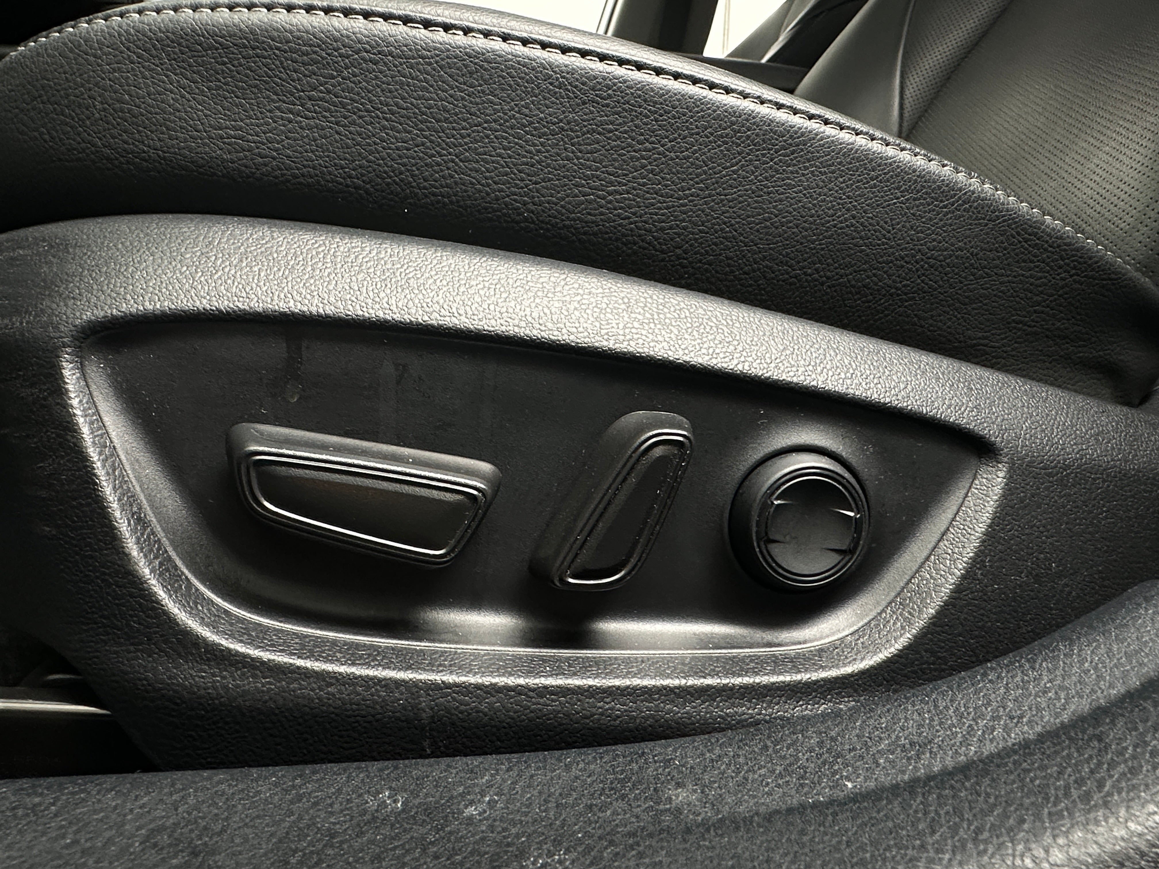 Image 3 of 2022 Toyota Camry XSE